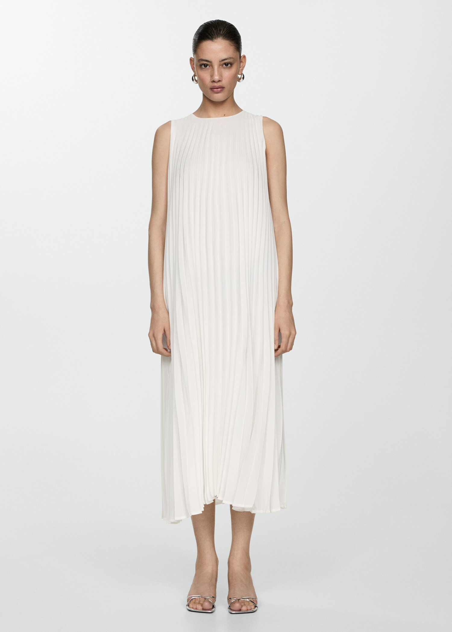 Robe évasée plissée - Femme | MANGO France métropolitaine | MANGO (FR)