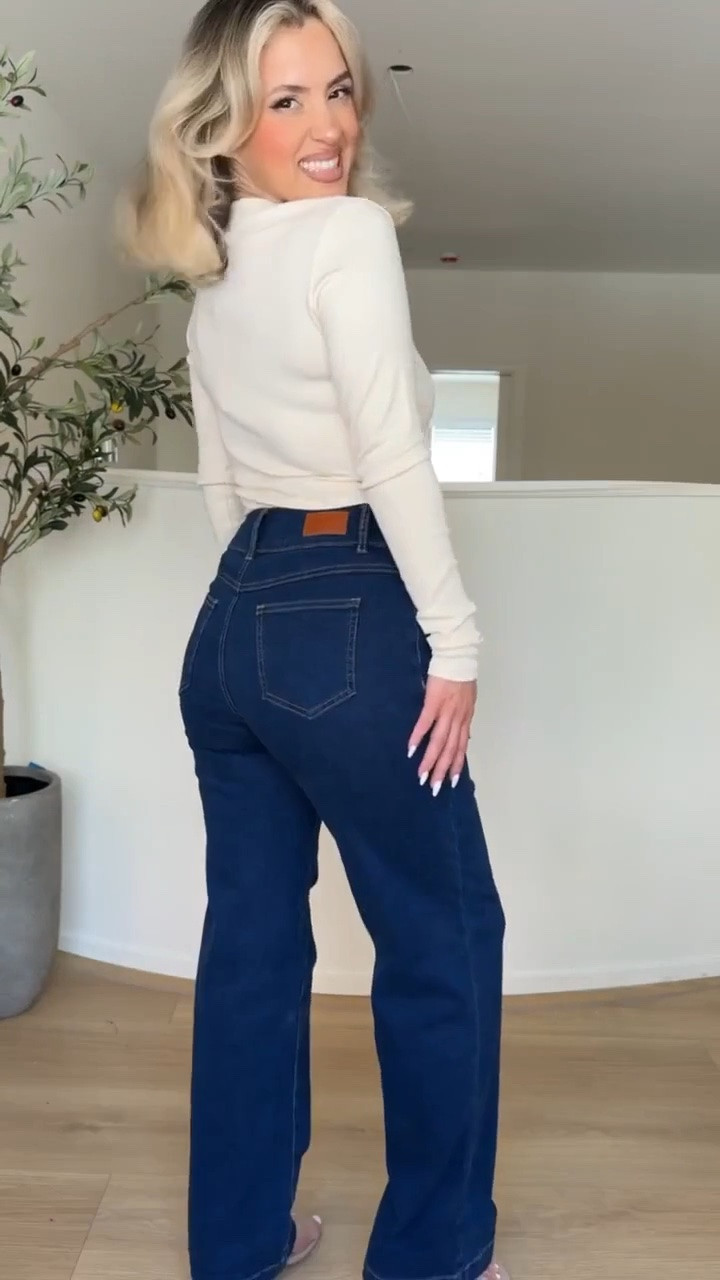 BEST JEANS on Amazon 🙌🏼👏🏼 

Wearing size 27 and size 4 regular

#LTKgrwm #LTKootd #LTKU