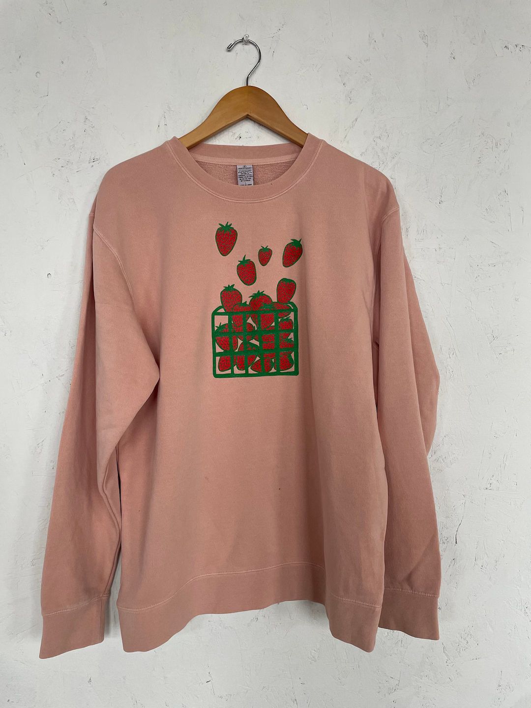 Strawberry Sweatshirt, Garden Sweatshirt, Screenprinted Sweatshirt, Gardening Gift, Foodie Gift -... | Etsy (US)