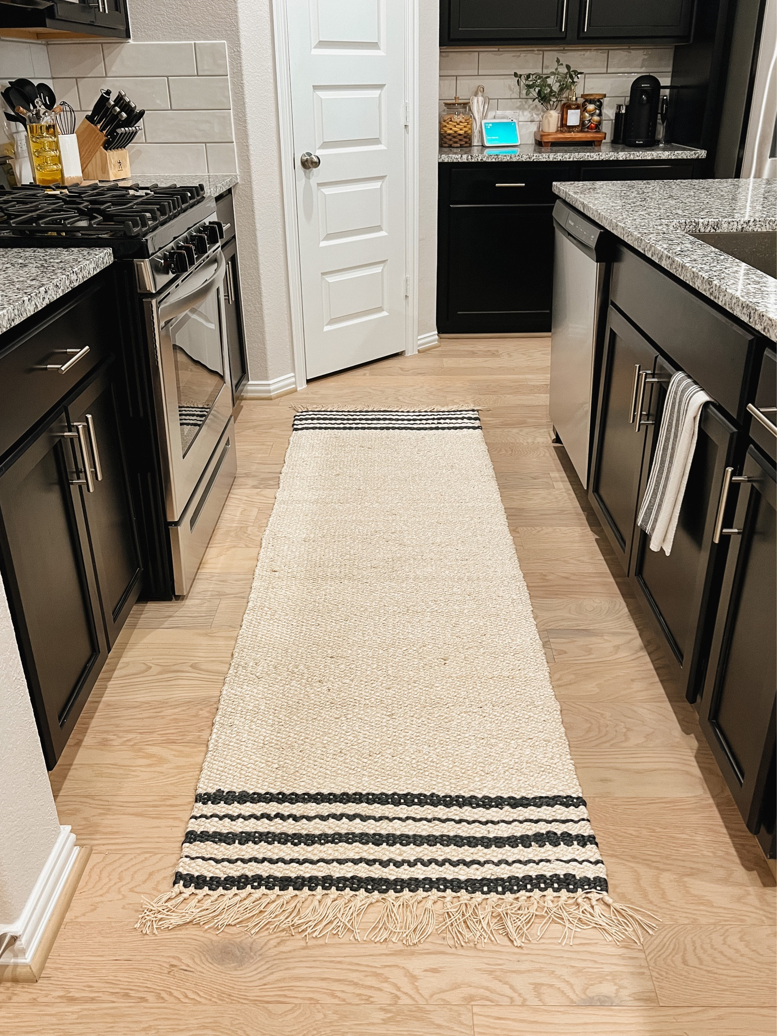 Kitchen runner, kitchen rug, Target find, Target home decor, Hearth & Hand #TargetFind #TargetStyle #TargetHome

#LTKFind #LTKhome #LTKsalealert