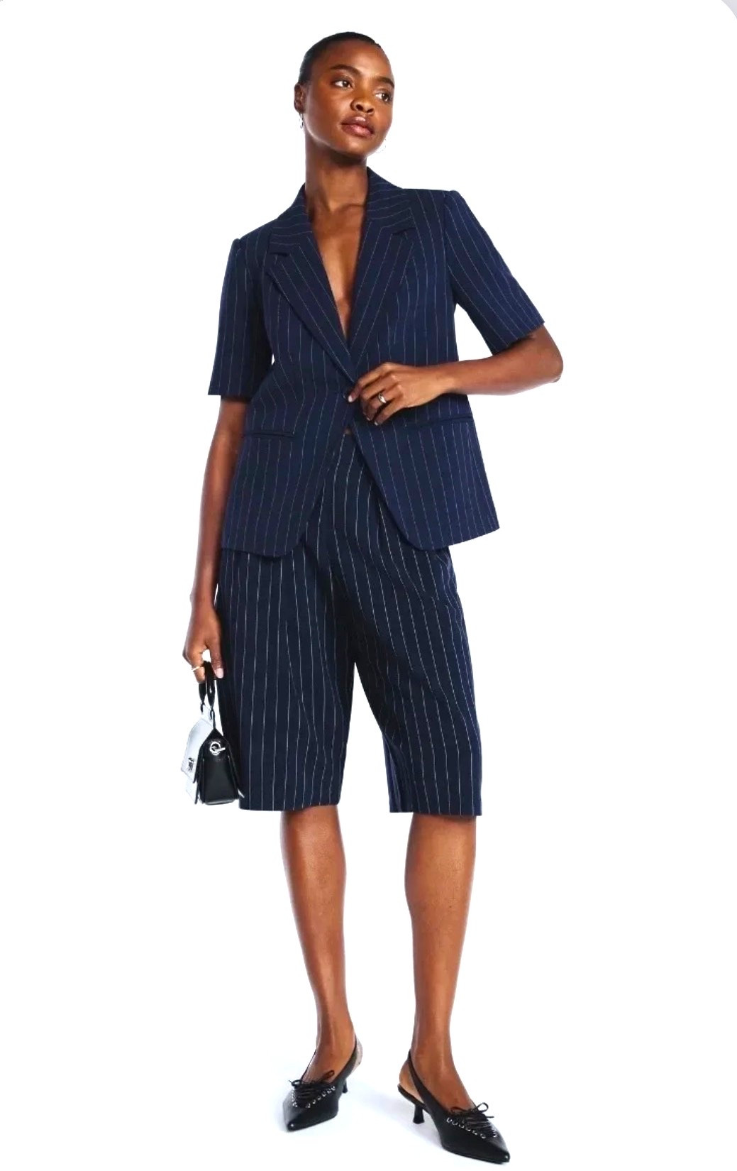 This tailored pinstripe set is such a polished look and you would never guess it’s from Walmart. The structured blazer and longer shorts make it feel modern and sophisticated while still being comfortable enough for everyday or work wear  

This is one of those pieces that instantly elevates your wardrobe without the designer price tag.

Shop this Walmart find in my LTK

#LTKTall #LTKOver40 #LTKWorkwear
