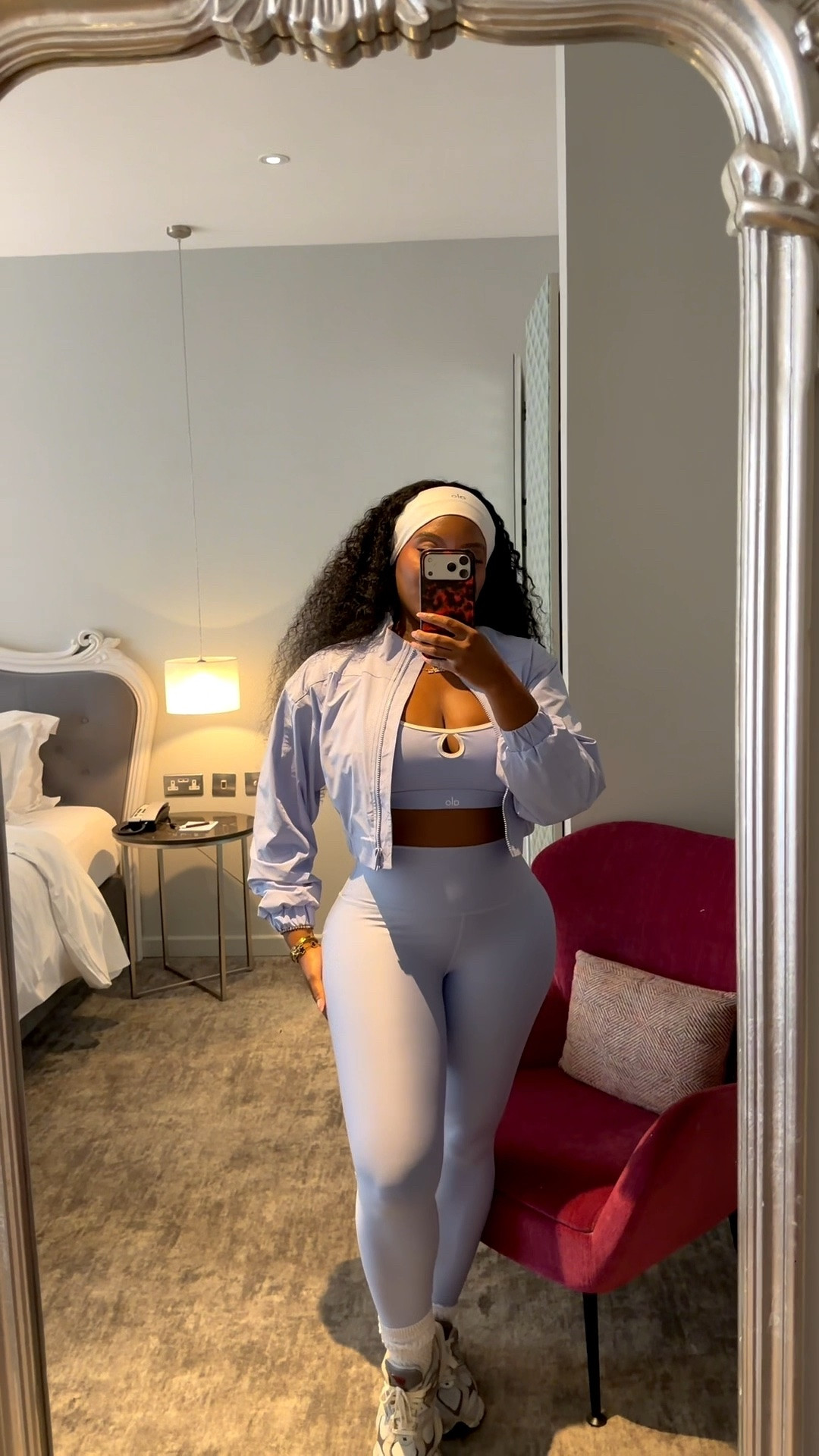 Baby blue has been doing everything it needs to do lately 💙✨

Threw on this matching set, added my favorite sneakers, and instantly felt put together. Comfortable enough to move around all day but still cute enough for the camera roll.

The older I get, the more I appreciate outfits that give effortless. This one definitely made the cut.

#LTKActive