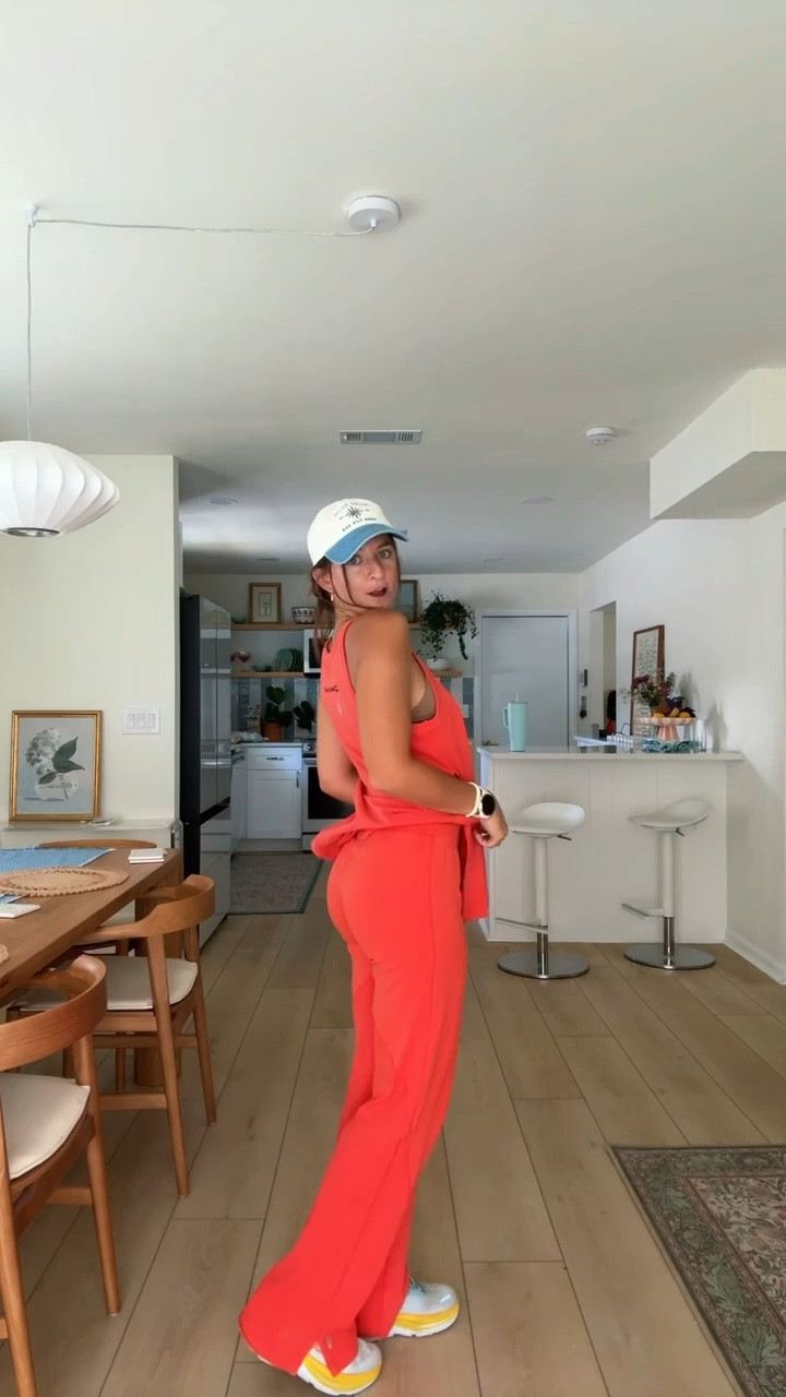 can’t have 30 days of fits without including some athletic wear🫶🏼

fall outfit, free people see, FP movement, activewear, hokas

#LTKSeasonal #LTKVideo #LTKActive