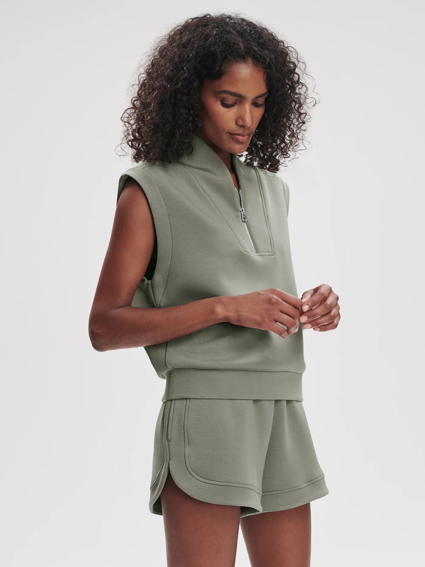 Loretta Half-Zip Sleeveless Sweat | Varley US