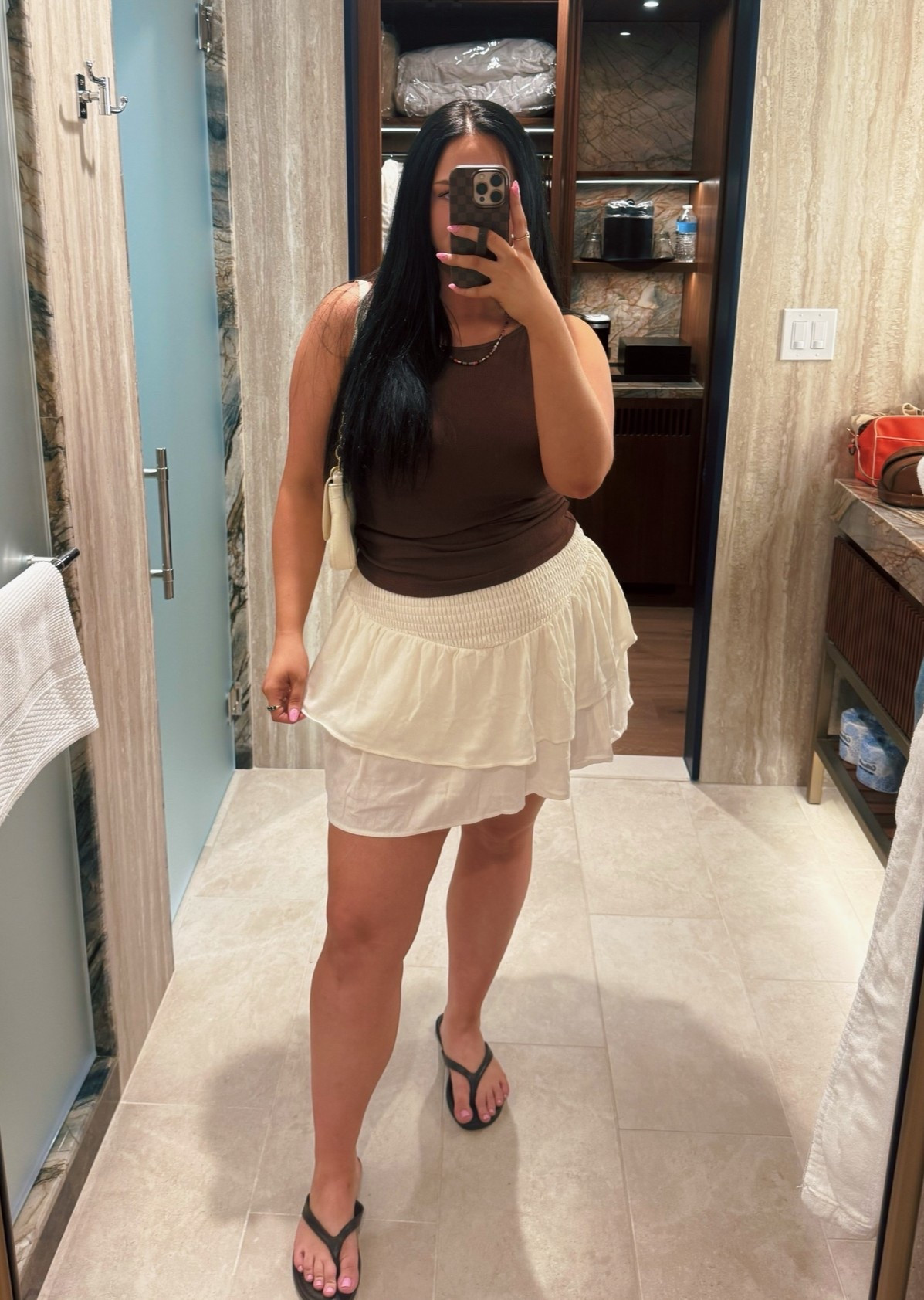 Wearing XL in the top and size 1 in skort🤎

#LTKPlusSize #LTKSaleAlert #LTKootd