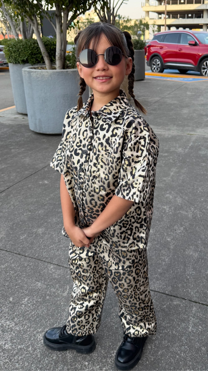 Serving attitude, sunshine, and leopard. ☀️😎🐆

#BellaGirlsFashion #kidsfashion #ootd #ootdkids #winterfashion #kidmodel

#LTKSaleAlert #LTKootd #LTKKids