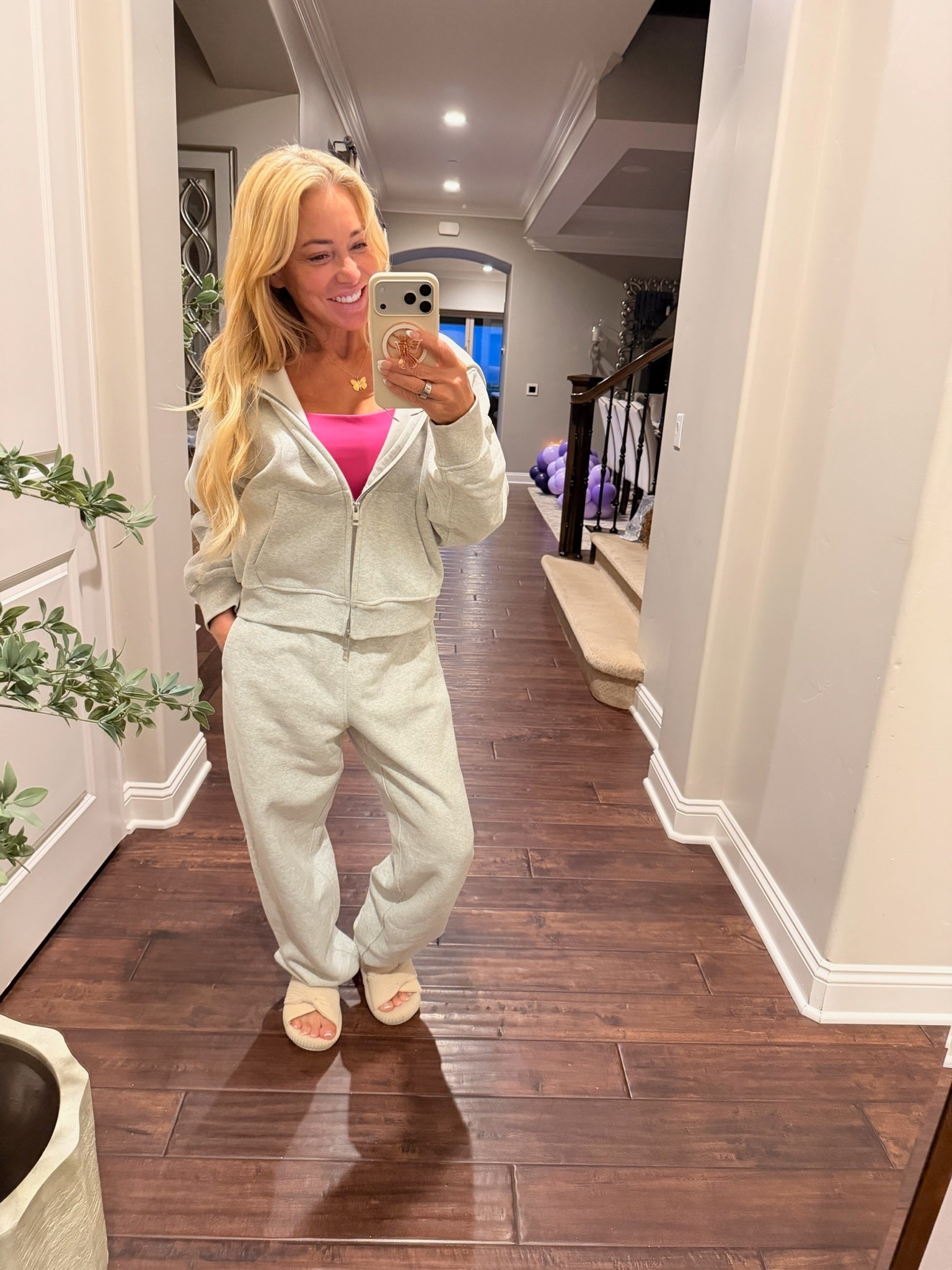 Rainy-day uniform, but make it chic. ☁️💗 Cozy joggers, a zip-up, and slippers because apparently cuddle weather requires a dress code. 😌☕️

#jacket #cute #activewear

#LTKdayinmylife #LTKootd #LTKSeasonal