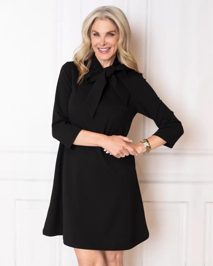 Gorgeous black dress for fall! Size XS

#LTKSeasonal #LTKOver40
