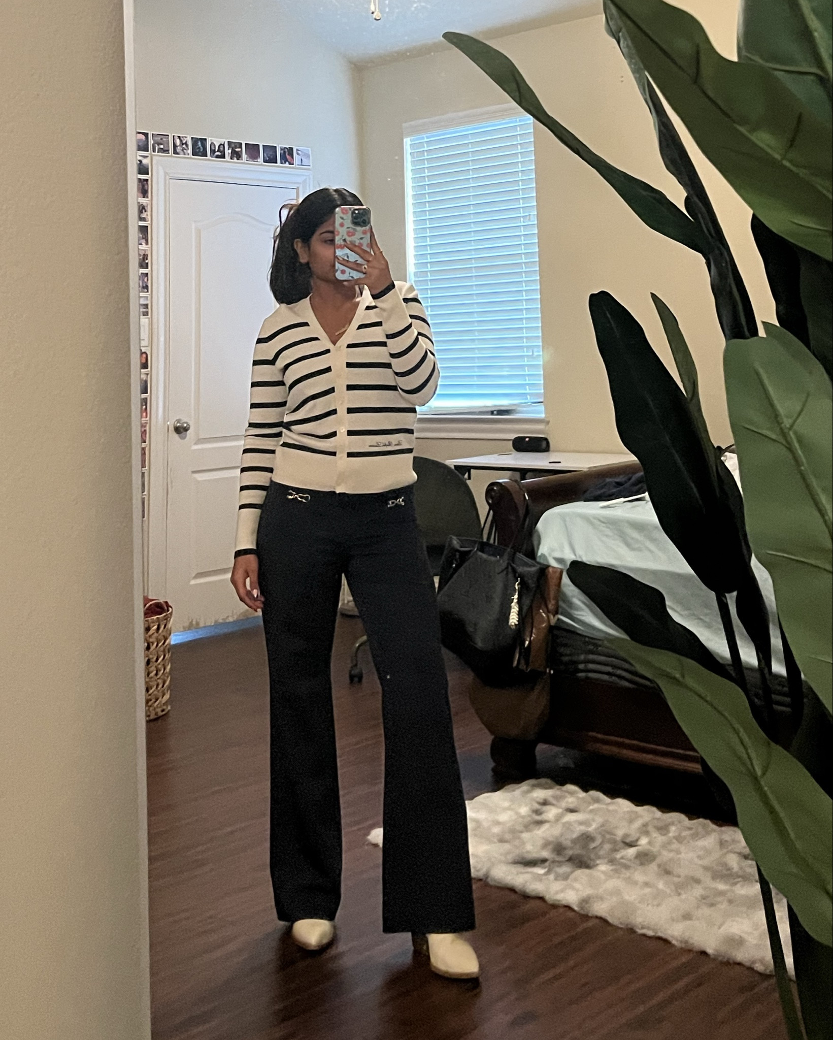 This adorable Ralph Lauren striped cardigan is on sale right now!! 

#LTKWorkwear #LTKStyleTip #LTKSaleAlert