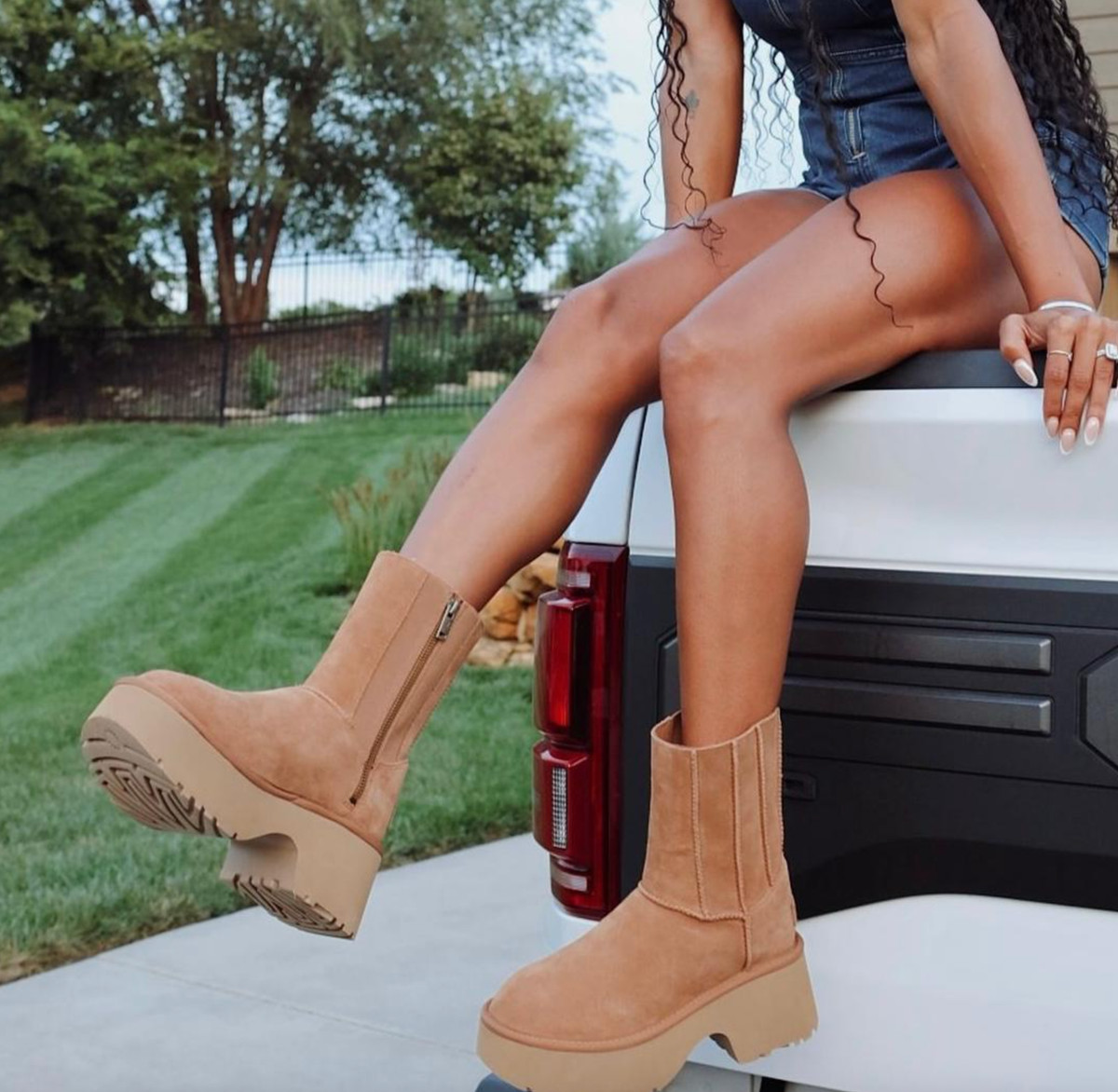 UGG Classic Chestnut Twin Seam New Heights Suede Platform Booties Size 8 NWB | eBay US