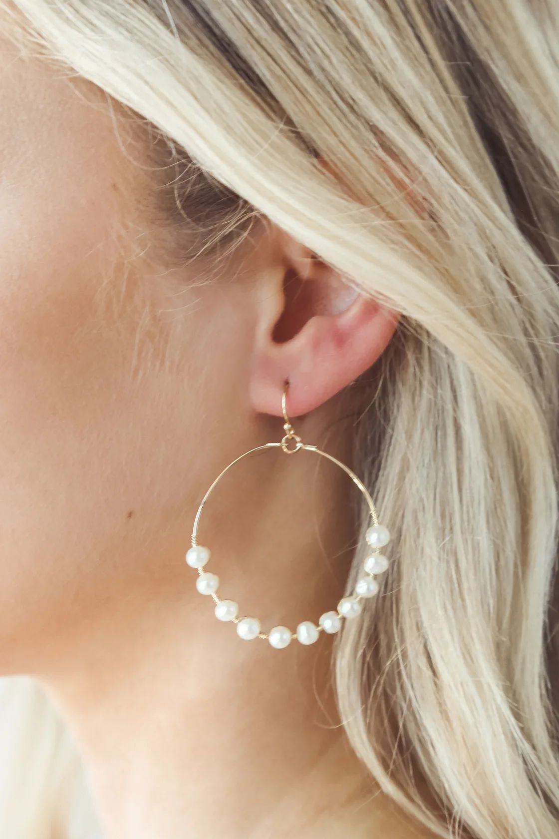 Take Me to the Beach Gold and Pearl Hoop Earrings | Lulus (US)