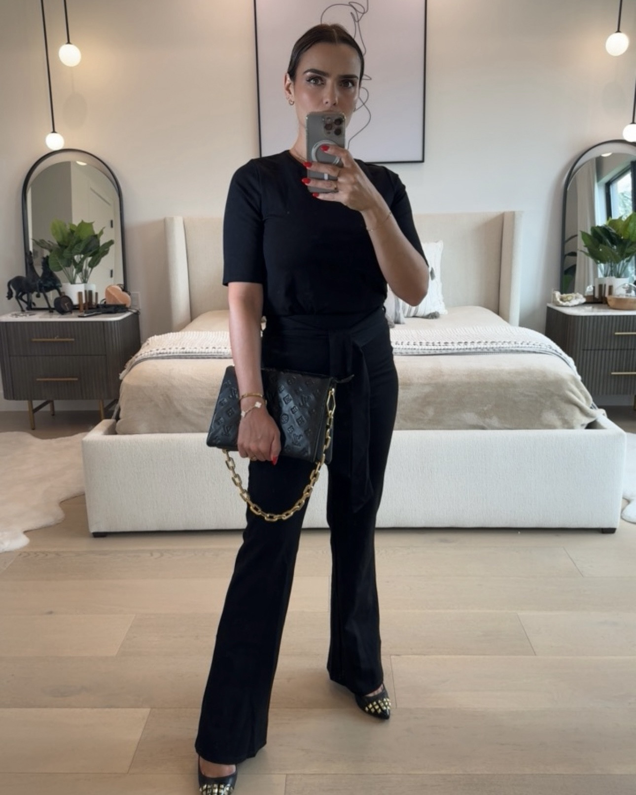 This outfit strikes the perfect balance between modest, sexy, and classy!✨ Whether it’s a work meeting or a casual outing, it’s the ultimate look for staying polished and confident. 🖤 
#ClassyChic #EffortlessStyle #OOTD

#LTKWorkwear #LTKShoeCrush #LTKStyleTip