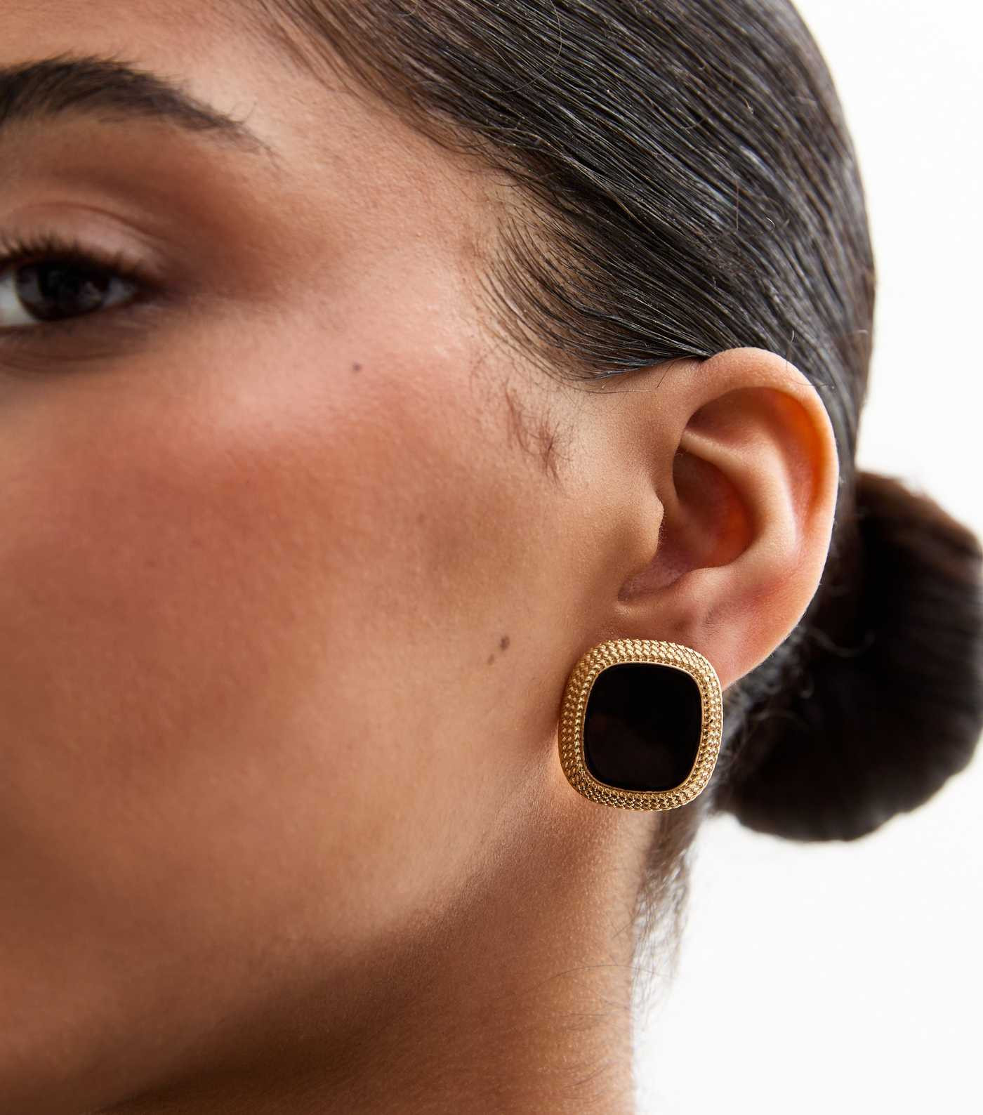 Black Enamelled Stud Earrings 
						
						Add to Saved Items
						Remove from Saved Items | New Look (UK)