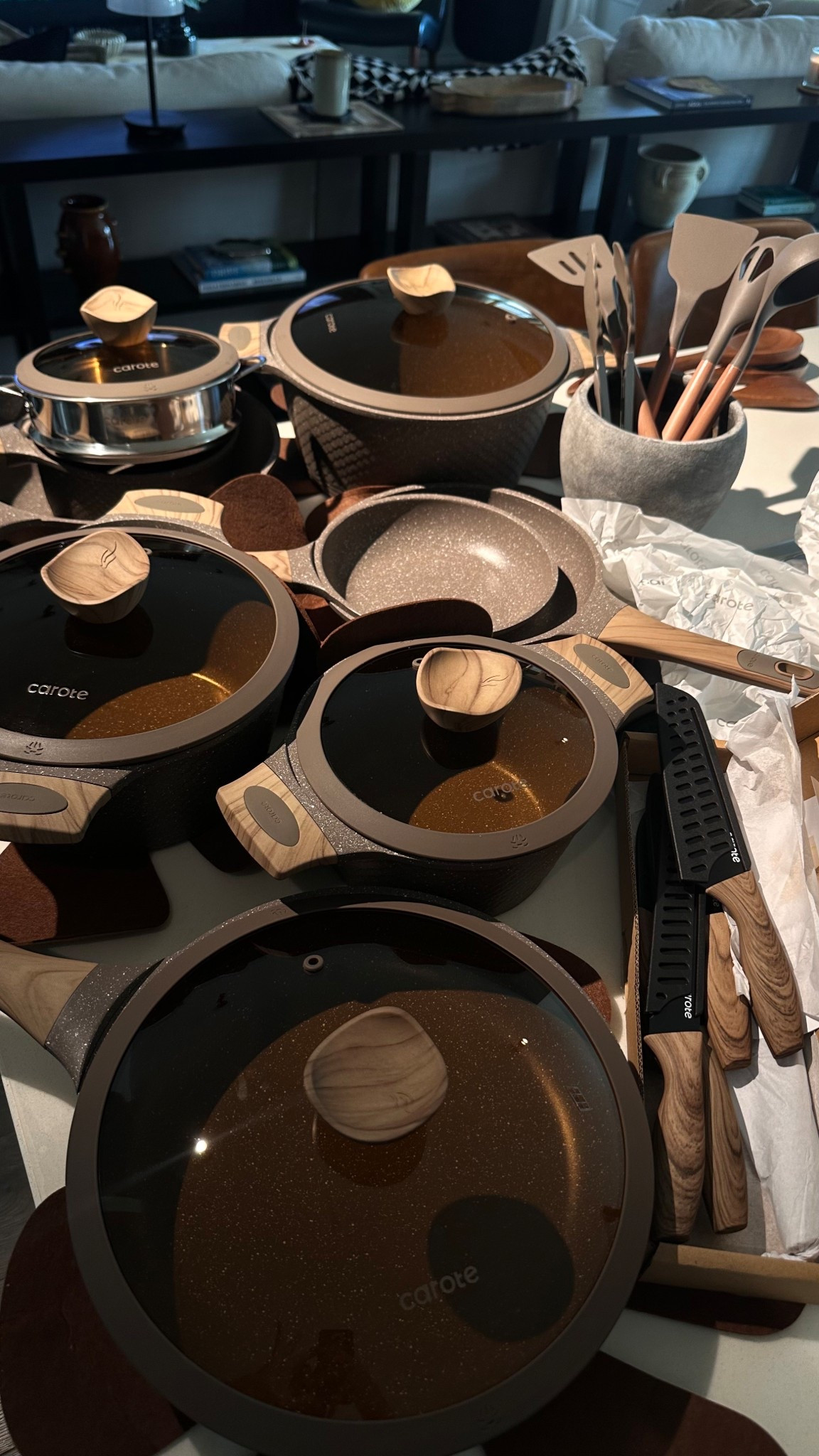 New pot set very heavy and doable durable!


#LTKHome #LTKHoliday #LTKGiftGuide