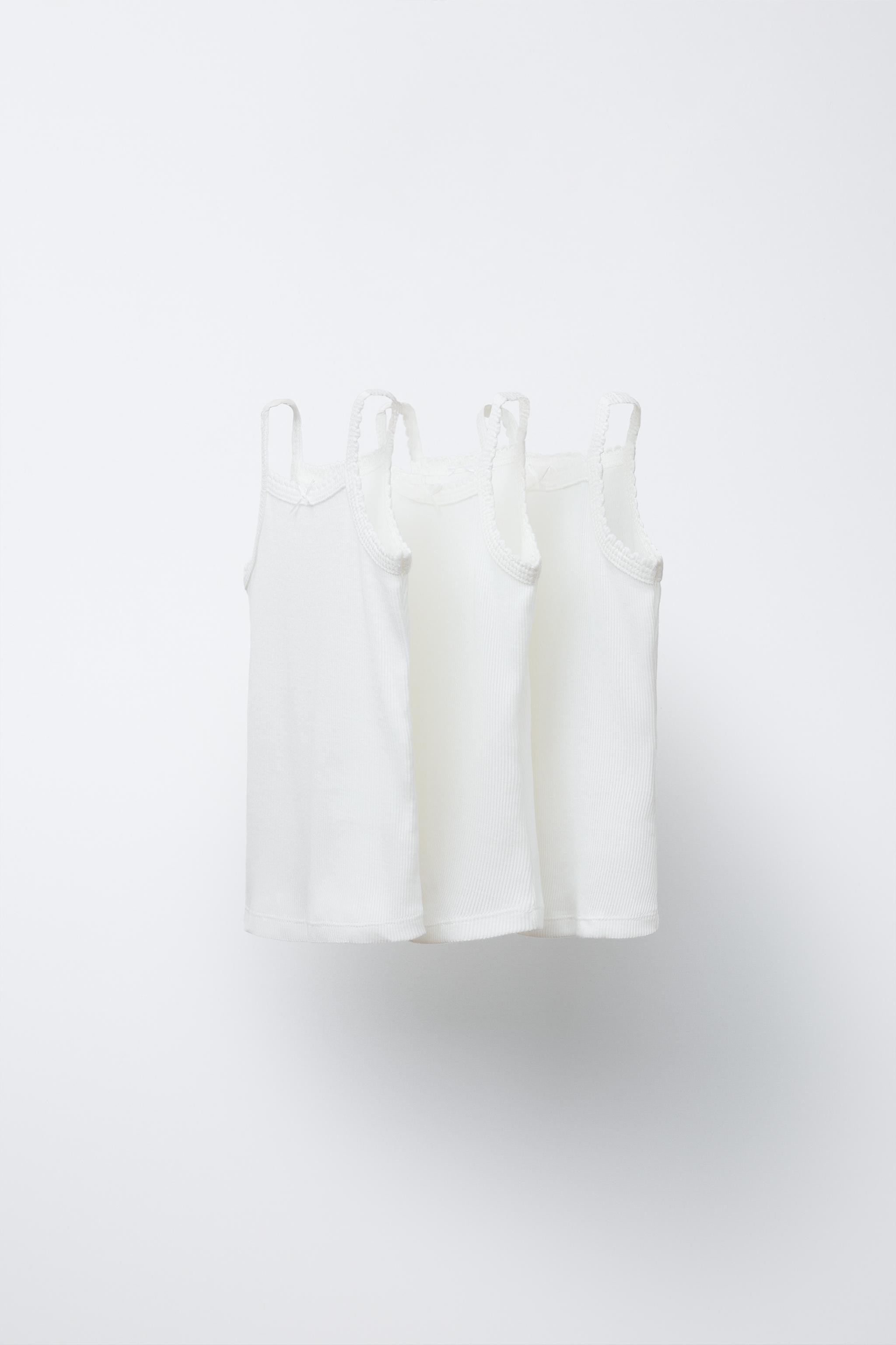 2-6 YEARS/ THREE-PACK OF RIBBED TANK TOPS$ 19.90Oyster-white | 8501/541/251Add to cartAddThree-pa... | Zara US
