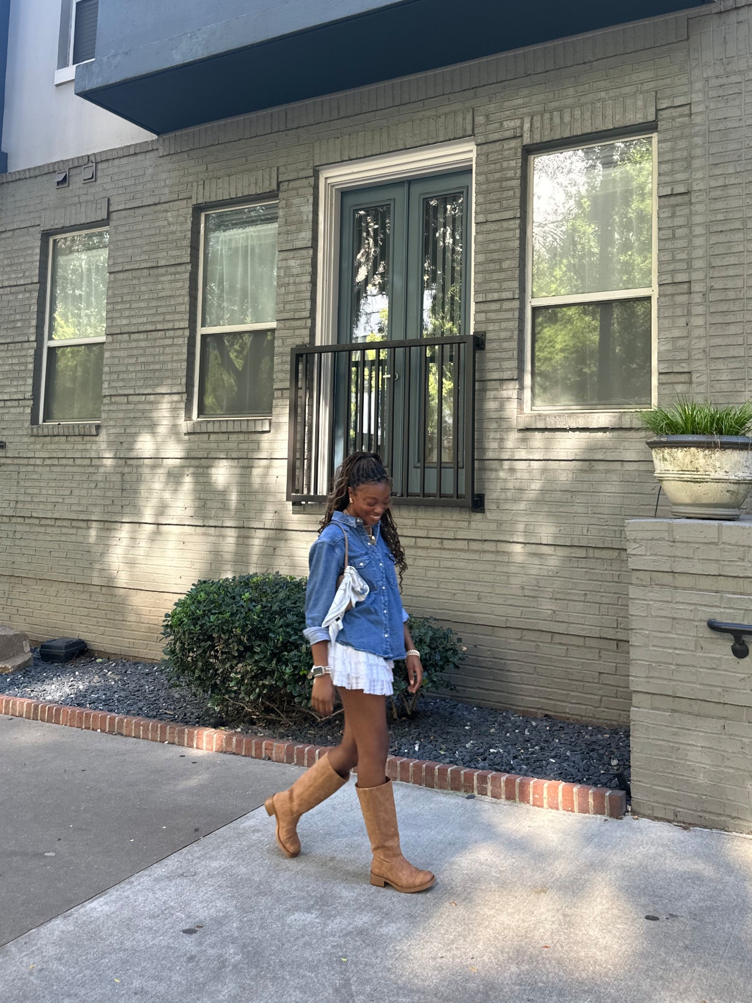loving the skirt with boots combo, so perfect for the fall season 

#LTKStyleTip #LTKShoeCrush #LTKItBag