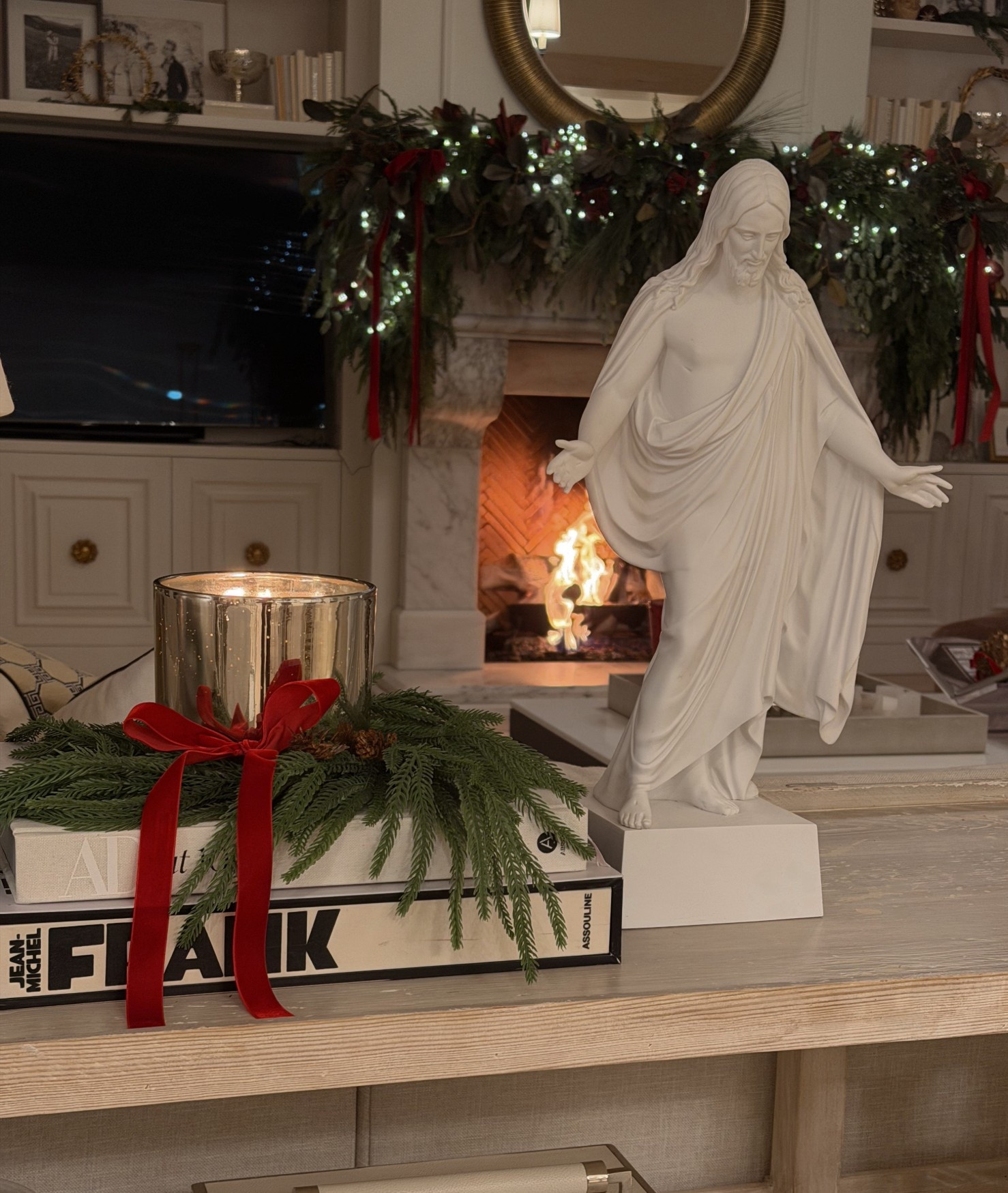 My Christ statue is 19 inches 🤍