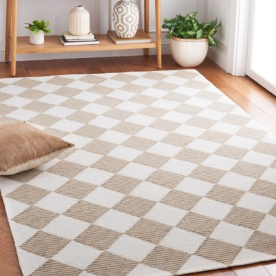Safavieh Martha Stewart Collection Geometric  5' x 8' Area Rug | Ashley Homestore