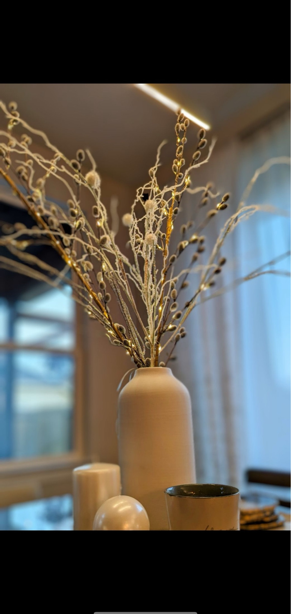 Minimalist white table decors
White vase and long branches


#LTKhome #LTKfindsunder50 #LTKstyletip