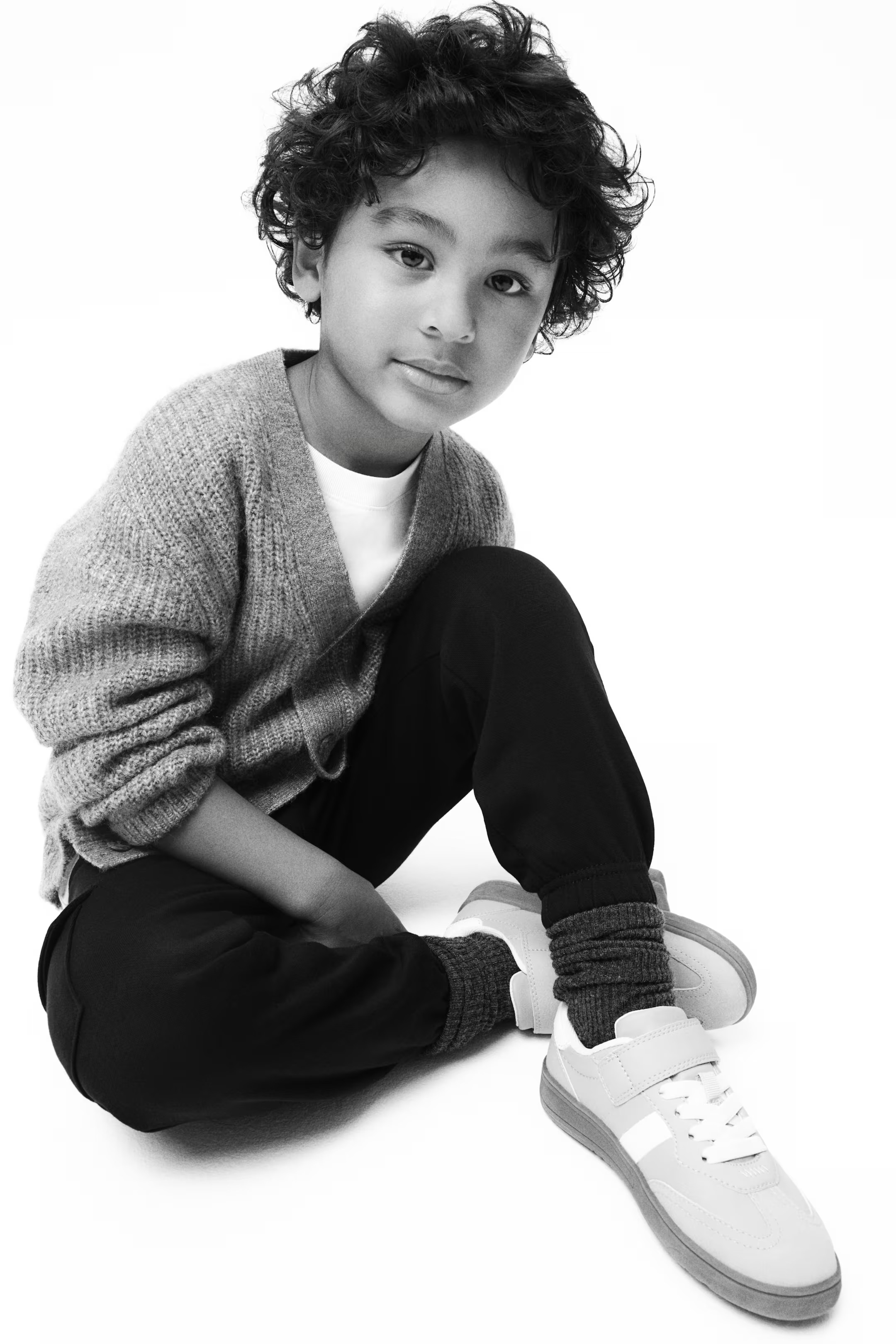 Brushed-Inside Cargo Joggers - Black - Kids | H&M US | H&M (US + CA)