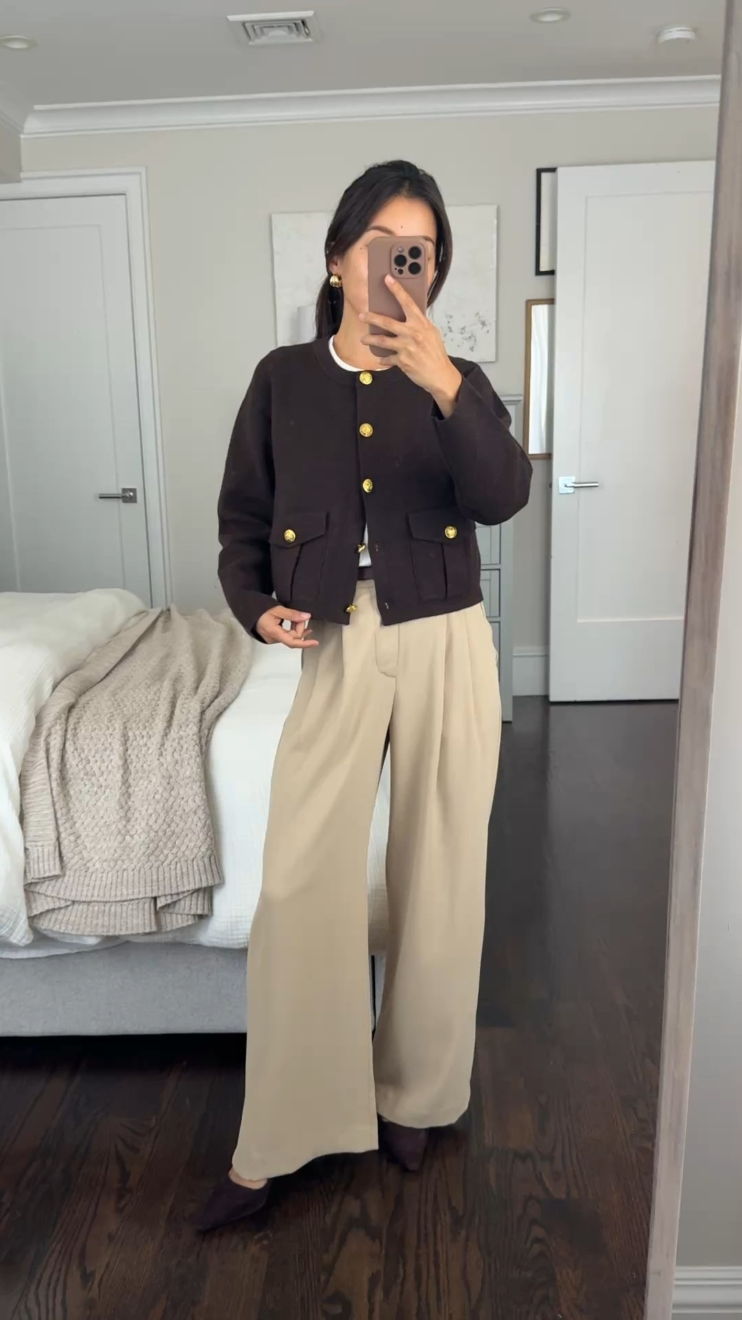 40% off for Gap’s Friends & Family and their cardigan jackets are back! 

• cardigan Xs petite
• pants 00 petite
• kitten heels 5.5
• belt xxs

This is an updated, more relaxed boxier cut sweater jacket - I have on XS petite paired with their 365 trousers in 00 petite which run a little big at my waist so I use a belt.

Fabric on the trousers is very fluid and drapey and a great value for the sale price. 

petite work wear , fall office style 


#LTKWorkwear #LTKPetite #LTKFindsUnder100