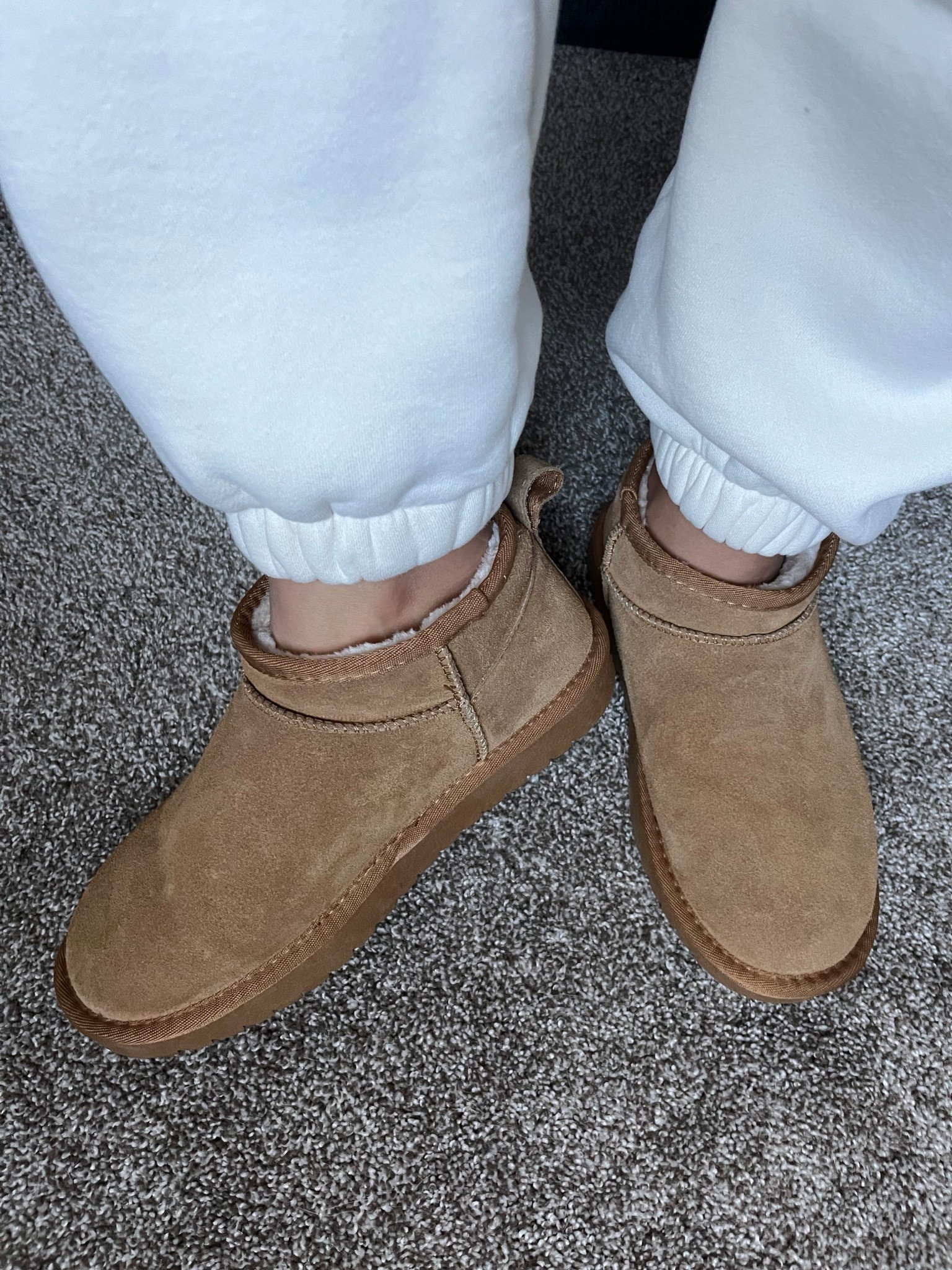 The best look for less!! Quality boots ready for winter ❄️ #lookforless #boots #fall&winter 

#LTKShoeCrush