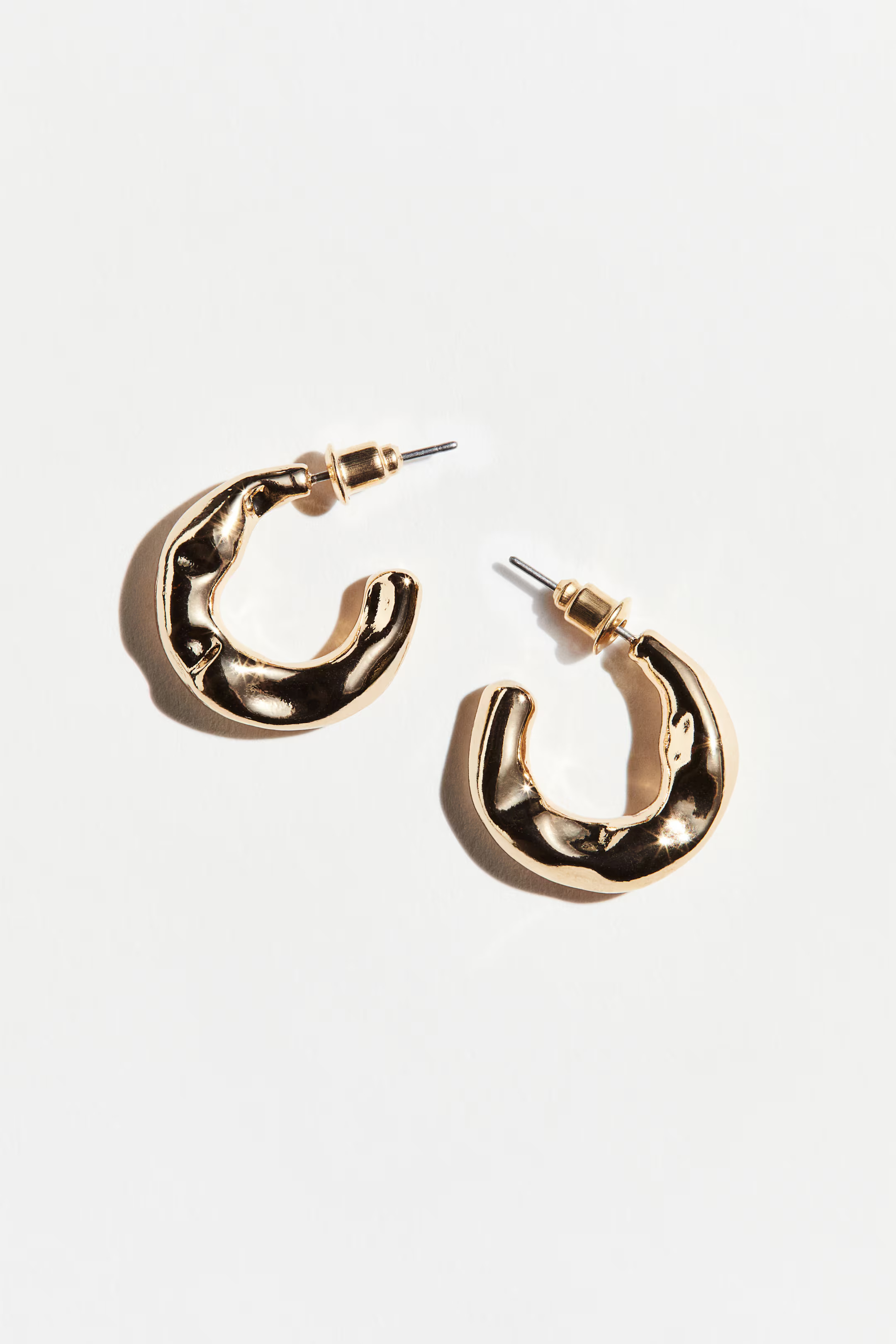 Hoop earrings | H&M (UK, MY, IN, SG, PH, TW, HK)