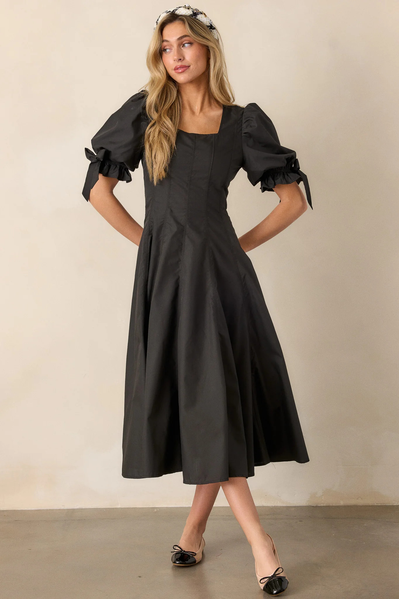 Clover Fields 100% Cotton Black Midi Dress | Red Dress
