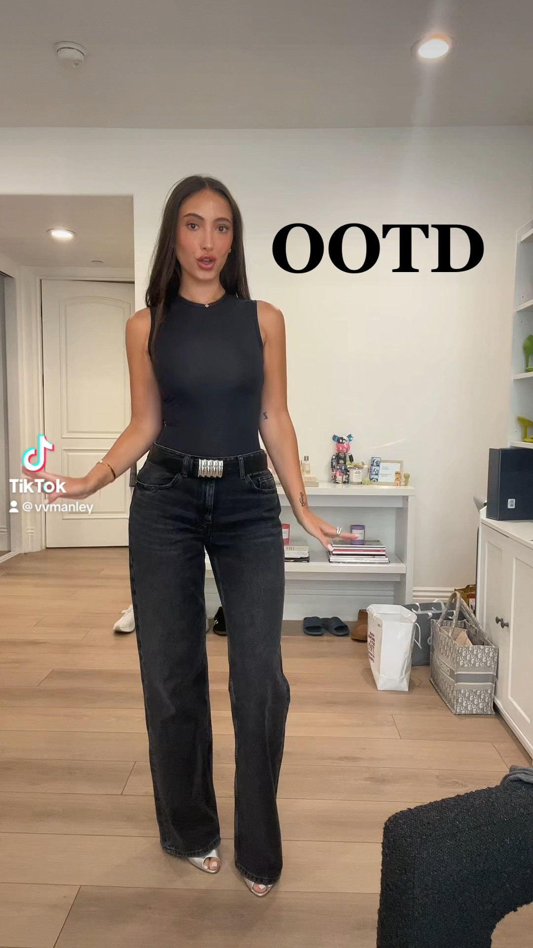 Jeans are Zara (size 6) link in my Ig / TikTok bio. Skims bodysuit isn’t available but I added the closest one. Size S

#LTKunder100 #LTKFind #LTKworkwear