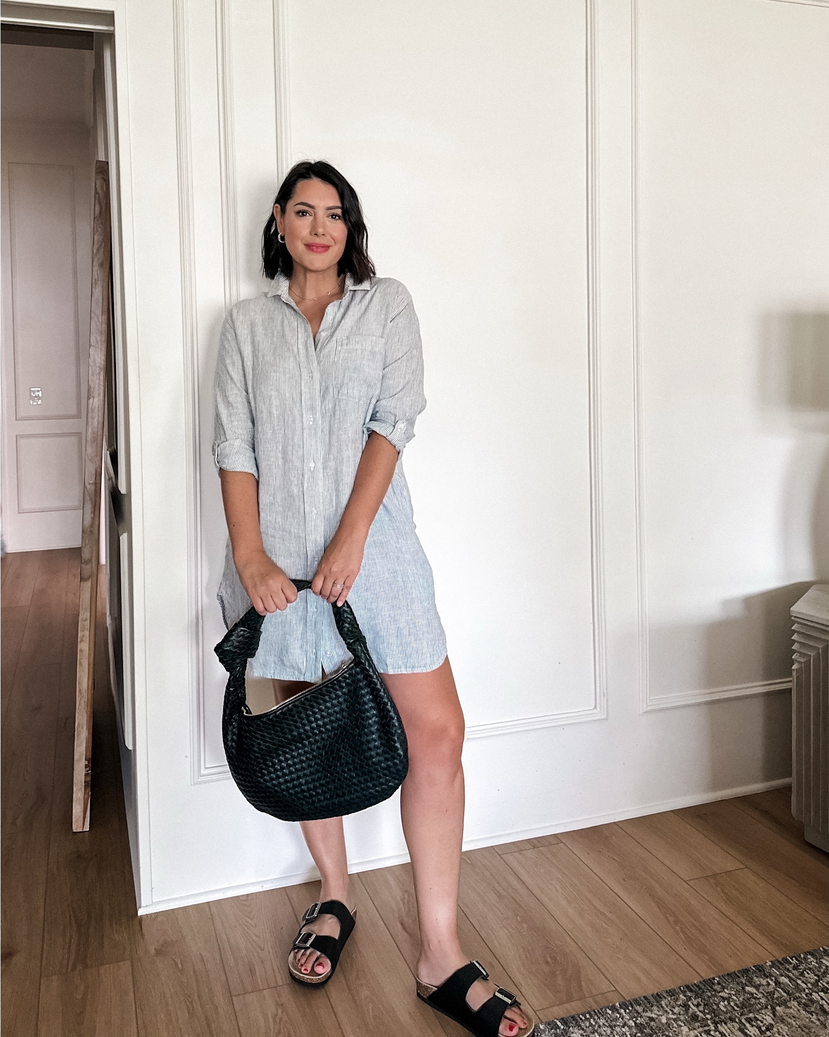 Hands down this will be your favorite purchase this summer! Under $50, this linen dress does it all. It also comes in a few other solid colors (highly recommend the black, too!) and is the perfect weight for summer. I wear the medium, fit is TTS. @onequince #quincepartner 


#LTKFindsUnder50 #LTKOver40 #LTKSummerEdit