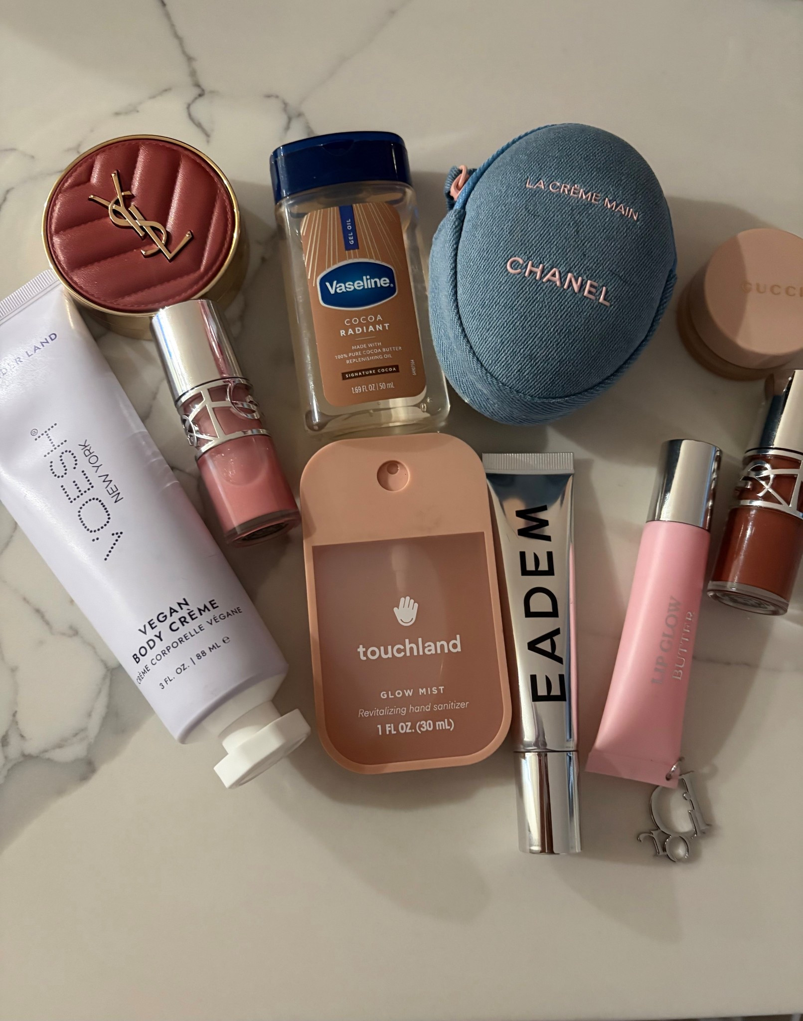 Just a girl that loves her glosses and beauty essentials 💄✨

Today’s mini haul includes Dior gloss, Gucci gloss, YSL gloss, Dior perfume, blush favorites, Touchland sanitizer, Rhode lip treatments, and Summer Fridays lip butter.

Glossy lips, fresh skin, and smelling amazing is the only vibe.

Shop everything on my LTK — tinasnow_ 💕

#ltkbeauty #beautyhaul #ltkmakeup #glossylips #diorbeauty #yslbeauty #guccibeauty #beautyfavorites #shopmyltk #tinasnow

#LTKselfcare #LTKSaleAlert #LTKBeauty