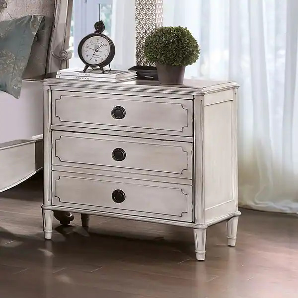 Furniture of America Ulby Traditional White Solid Wood Nightstand | Bed Bath & Beyond