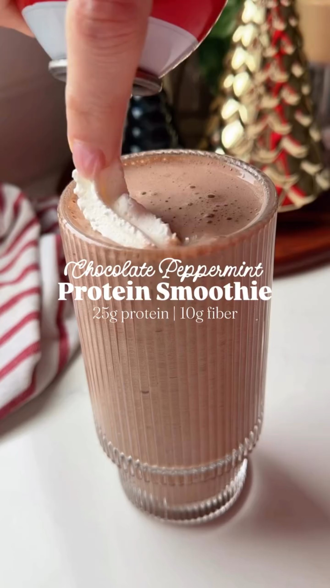 Holiday vibes in a cup! 🎄✨ This chocolate peppermint smoothie tastes like dessert but is packed with 25g protein + 10g fiber. 🍫🌿😍



chocolate peppermint smoothie | healthy holiday smoothie | high protein smoothie | festive smoothie | dessert smoothie | easy blender snack | healthy holiday treats | peppermint chocolate

https://www.eatingbirdfood.com/chocolate-peppermint-smoothie/

#LTKfitnessgoals #LTKActive #LTKfoodie