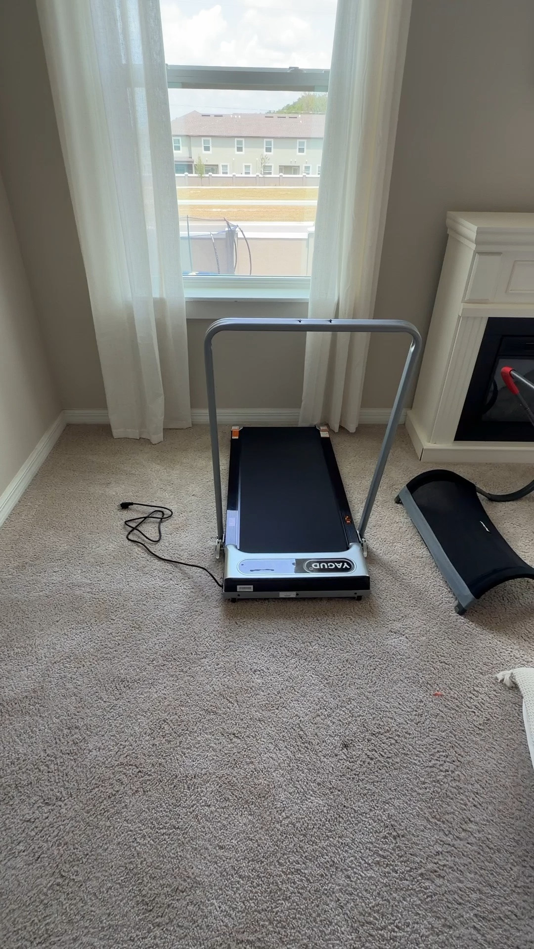 It’s here 👏 and I finally get the hype.

So many women have been raving about this walking pad, and I totally get why now. Florida mornings are already getting so hot, so this is my new go-to to get steps in without melting.

It folds down super slim and slides right under the bed 🙌