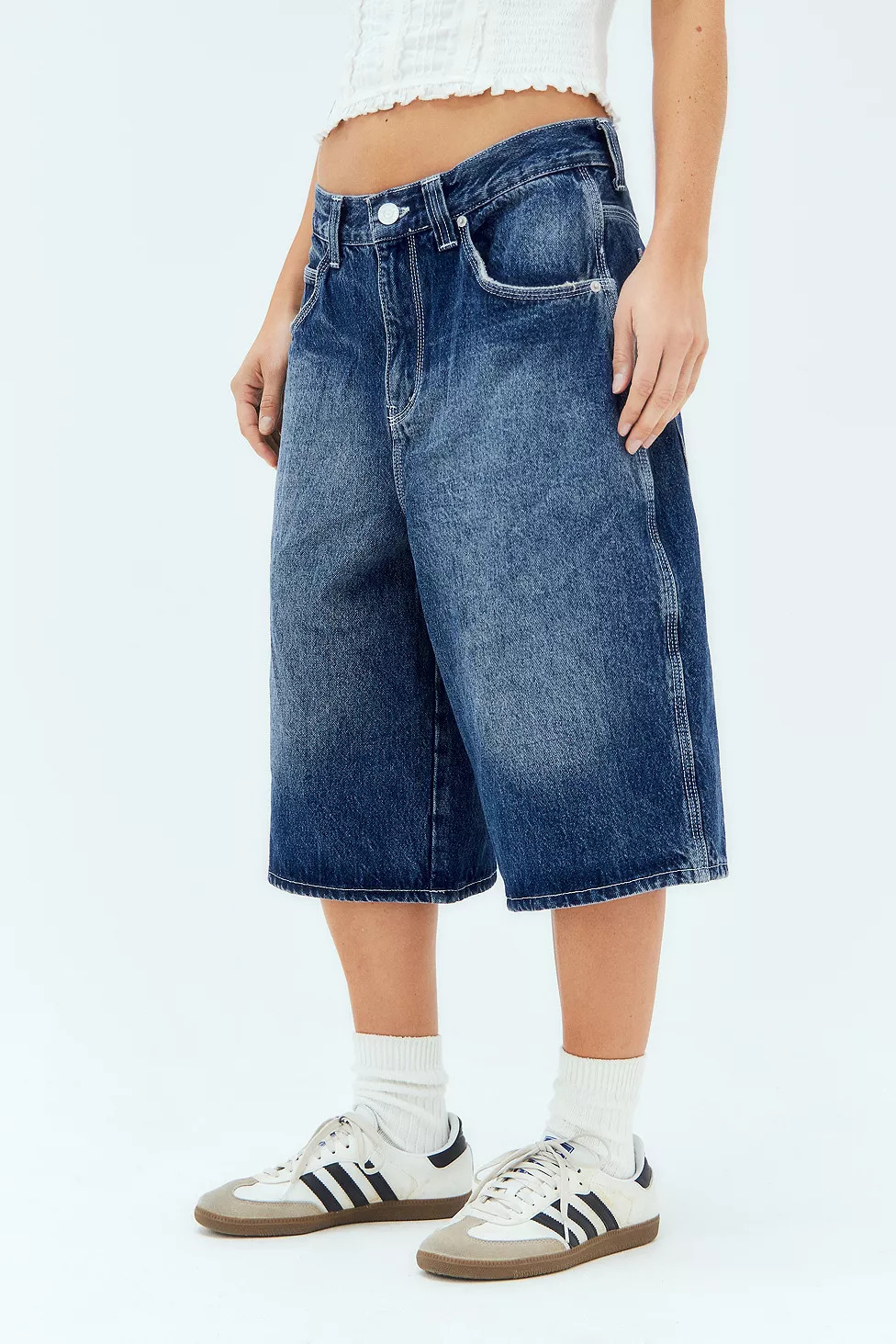 BDG Indigo Denim Nicola Longline Skate Shorts | Urban Outfitters (EU)