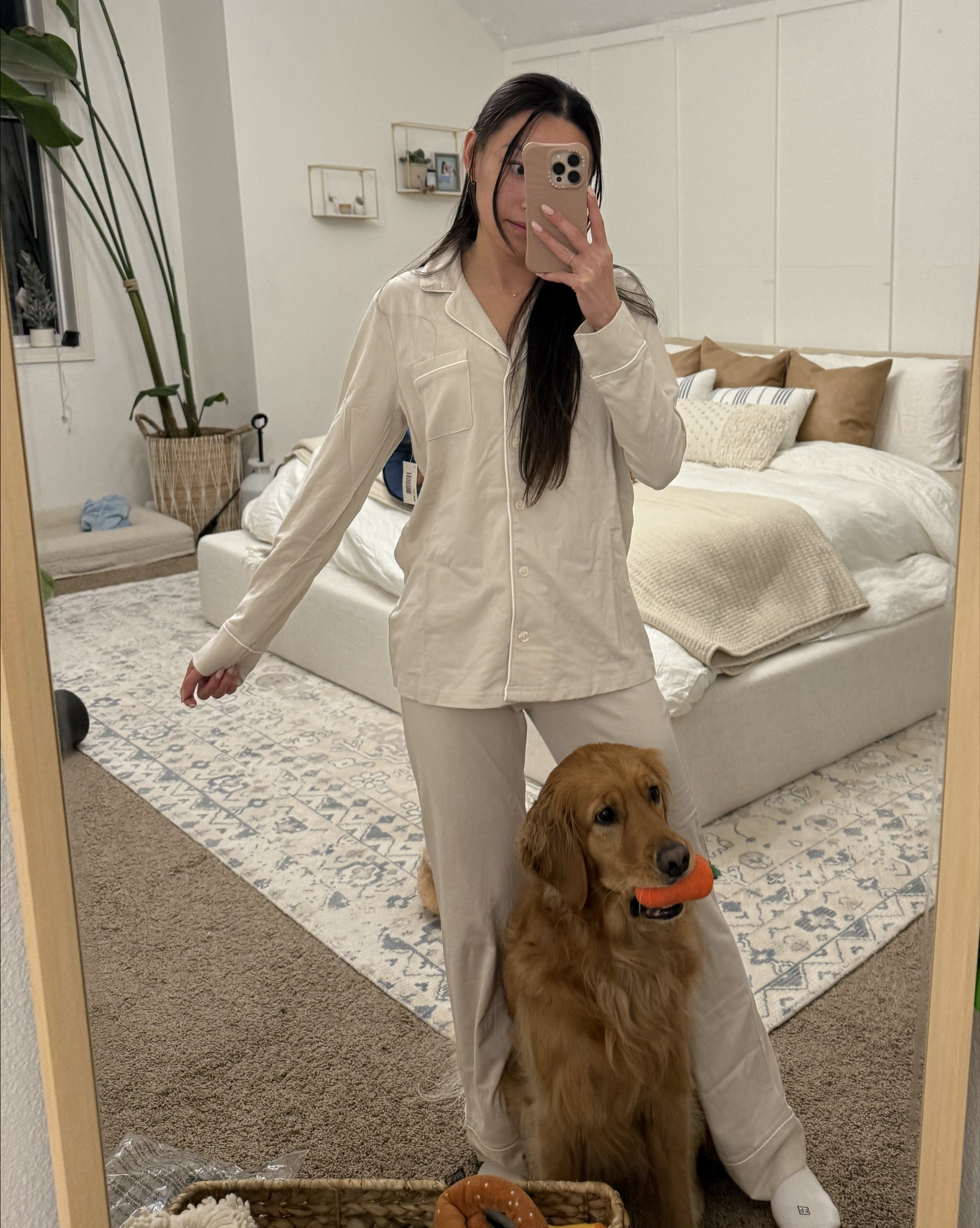 The comfiest and softest PJs ever for only $25! 😍 

#LTKootd #LTKGiftGuide #LTKHoliday