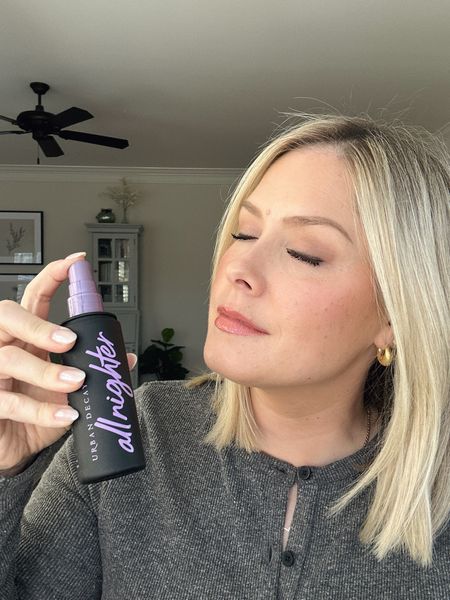 @urbandecaycosmetics All Nighter Setting Spray is the greatest and can be found at @ultabeauty! #urbandecay #UrbanDecayPartner #UDAllNighter
