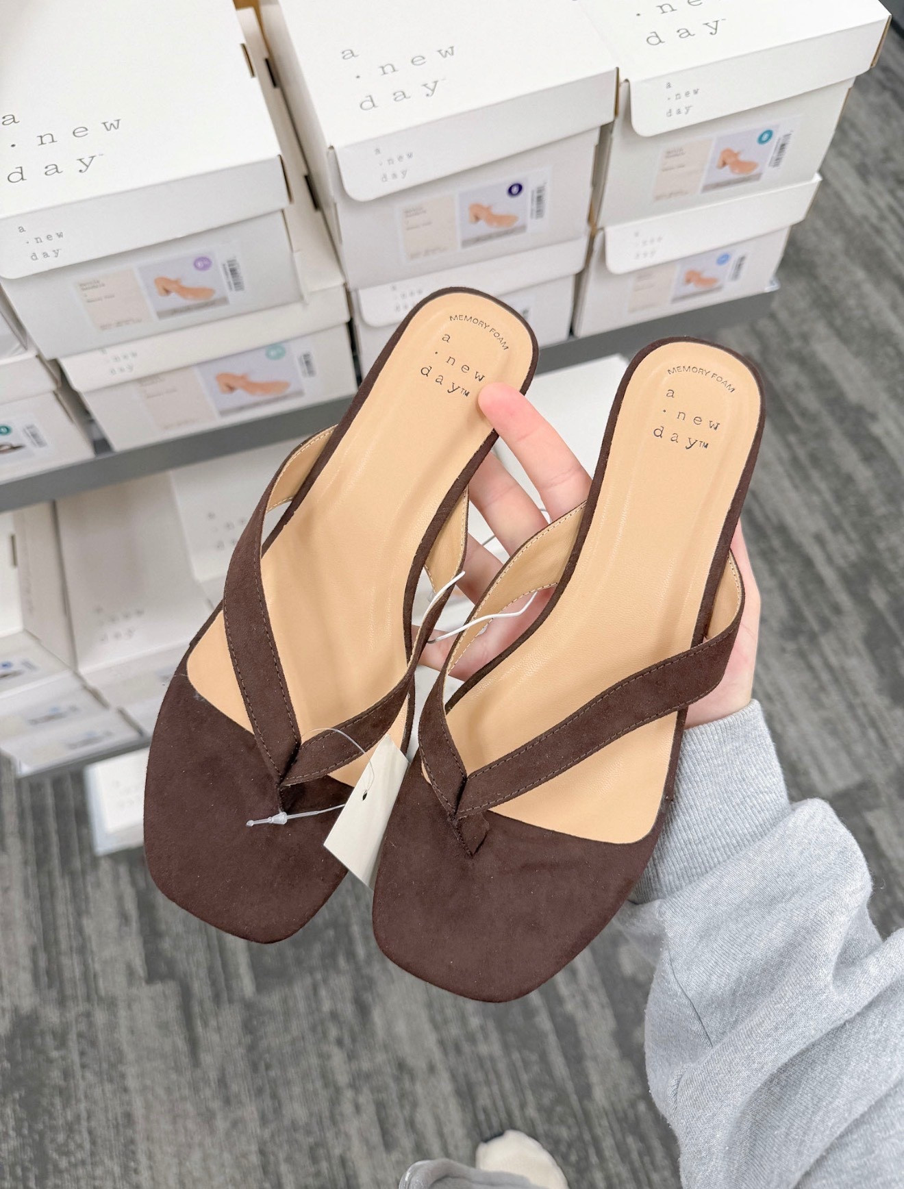 40% off Women’s shoes with Target Circle! Shop the sale March 25th to the 27th! 

#LTKSaleAlert #LTKootd #LTKgrwm