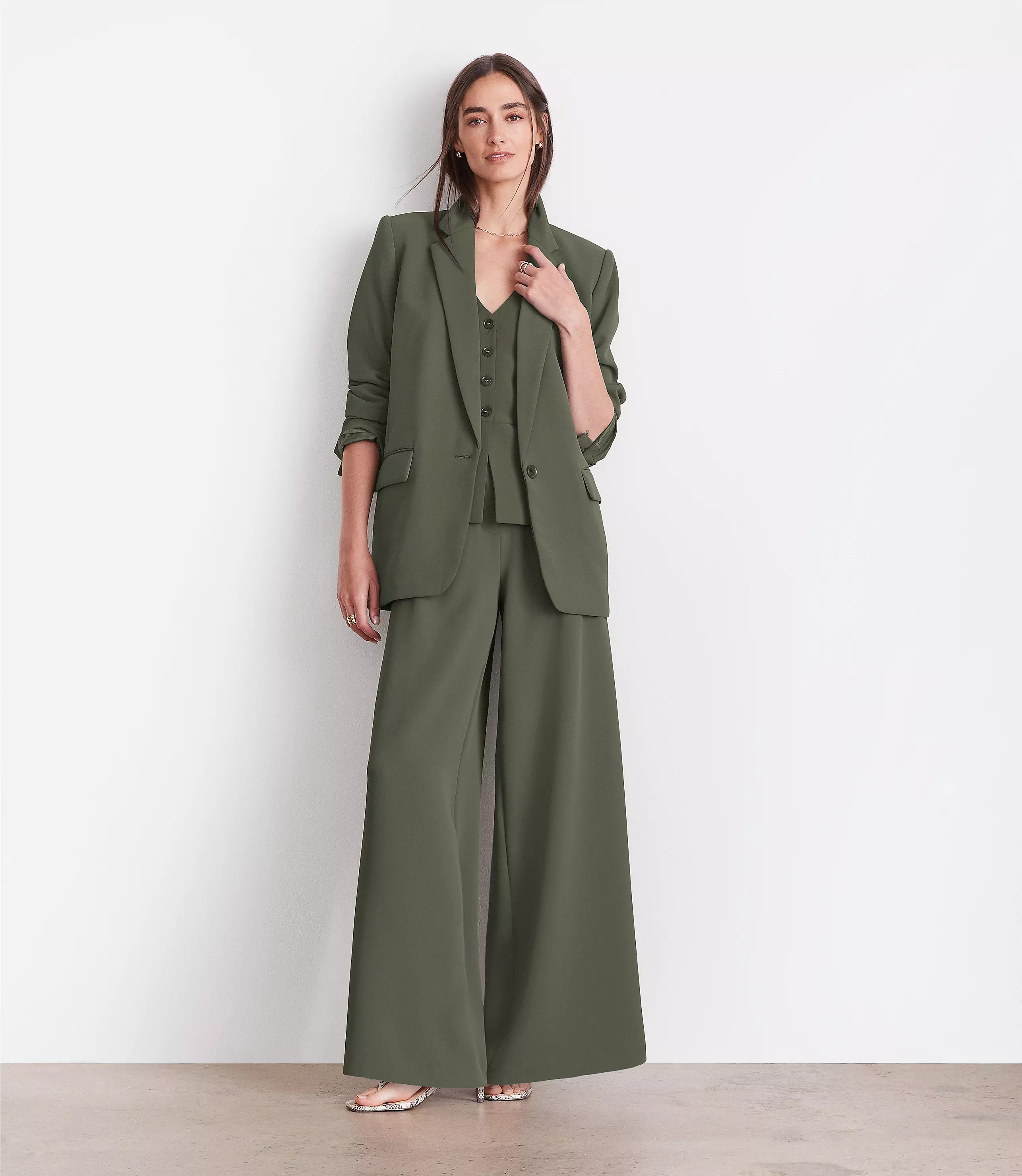 Petite LOFT Versa Crepe Drape Relaxed Blazer | LOFT