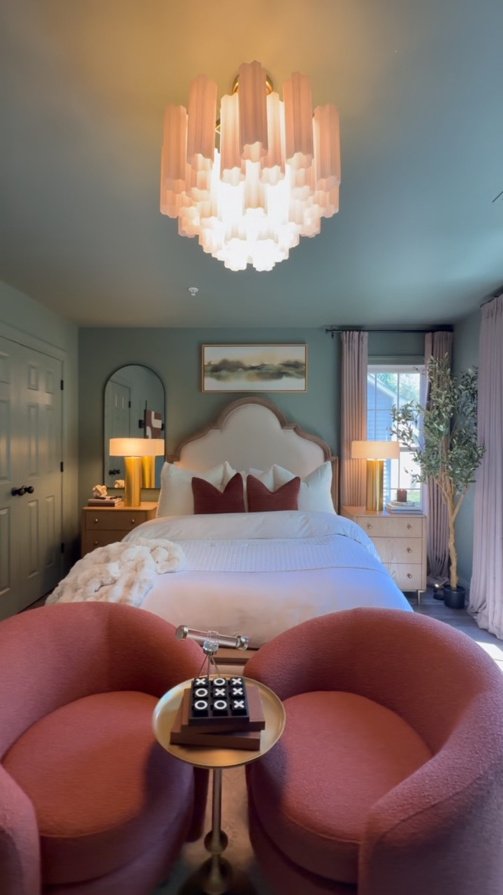 ICYMI: I took a leap of faith and completely transformed this guest bedroom from white to earthy tones! What do you think of the final result?

#LTKHome #LTKSaleAlert