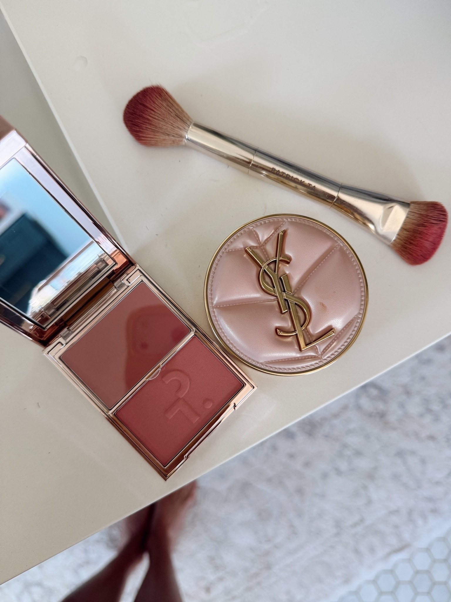 Stunning YSL foundation on sale!🙌🏼