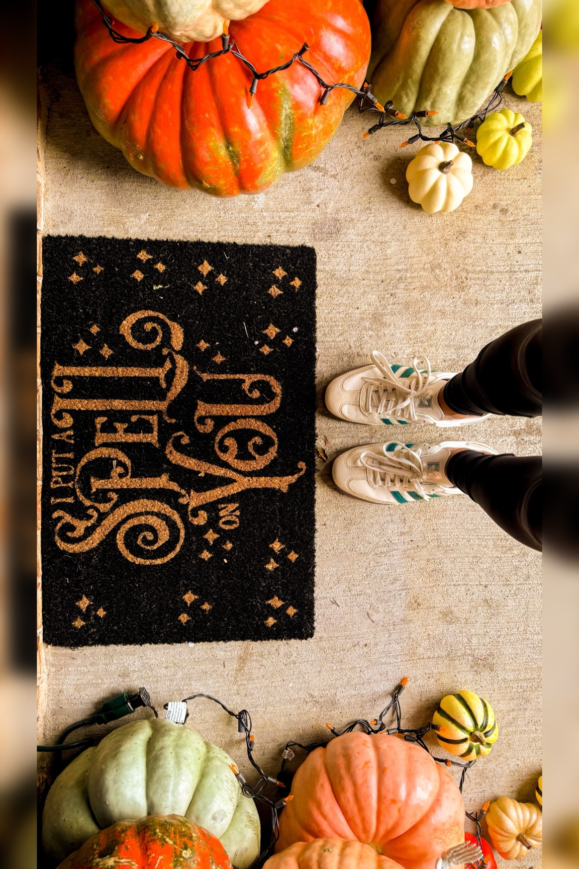 Perfect rug for this season 👻🎃

#LTKFindsUnder50 #LTKHome #LTKSeasonal