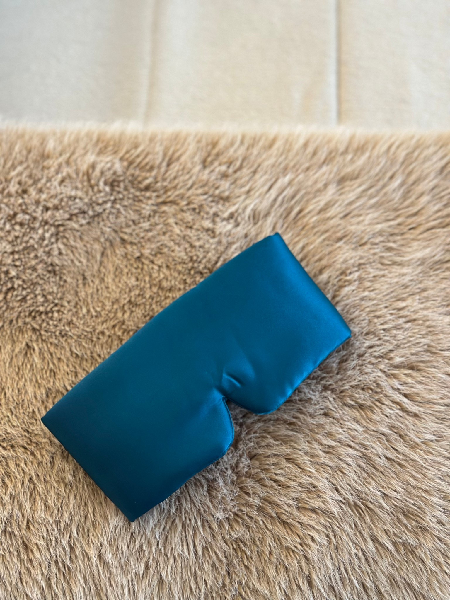 Amazon silk eye mask
Sleep mask

#LTKHoliday #LTKBeauty #LTKGiftGuide