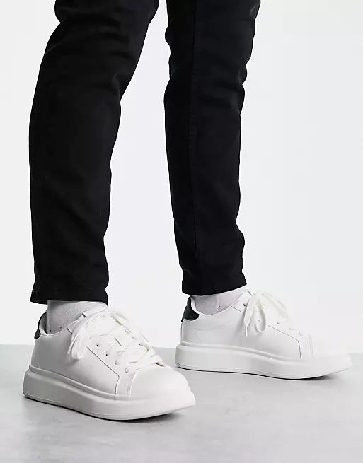 Pull&Bear chunky sneakers with back tab in white | ASOS (Global)