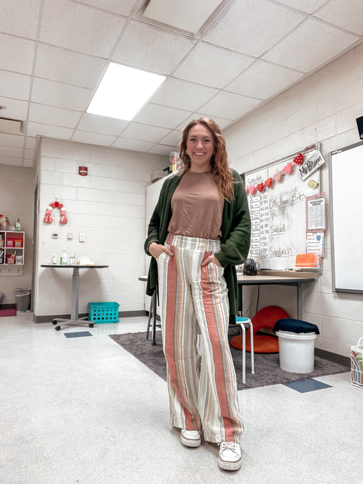 Teacher outfit, teacher style, teacher fashion, work outfits, work clothing, workwear, comfortable work pants, Amazon work clothes

#LTKworkwear #LTKfindsunder50 #LTKfindsunder100