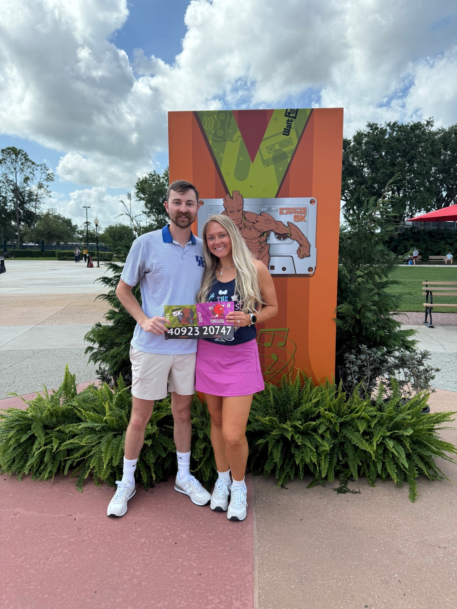 RunDisney Springtime Surprise with my bestie 🫶🏼😘🏃🏼‍♀️

#LTKActive #LTKFindsUnder50 #LTKTravel