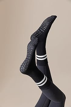 Womens Pilates Socks Non Slip Yoga Socks Barre Gym Athletic Socks for Women | Amazon (US)