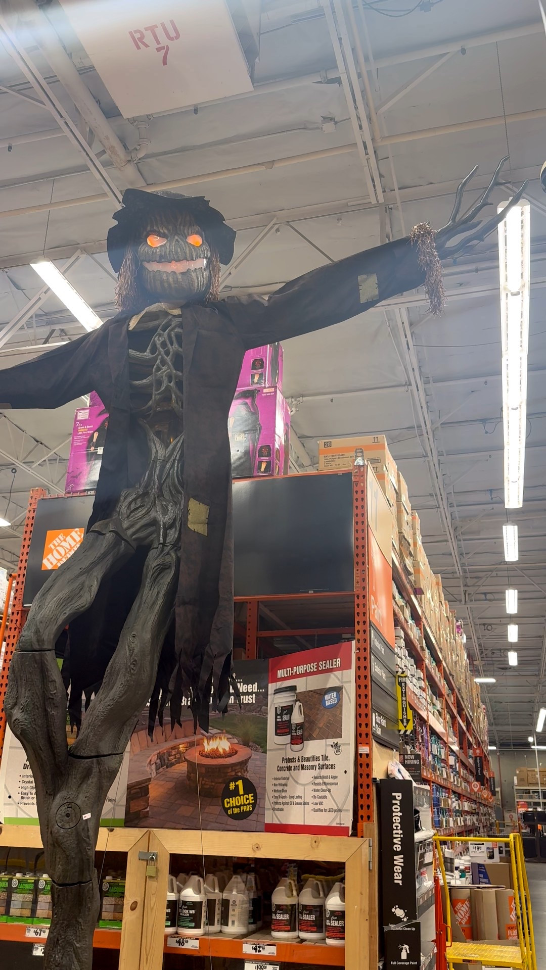 The most popular animated Halloween decor is back! 🎃👻 Check out the bestsellers and grab them early—several sold out by October last year! ✨


#LTKHome #LTKSeasonal #LTKStyleTip