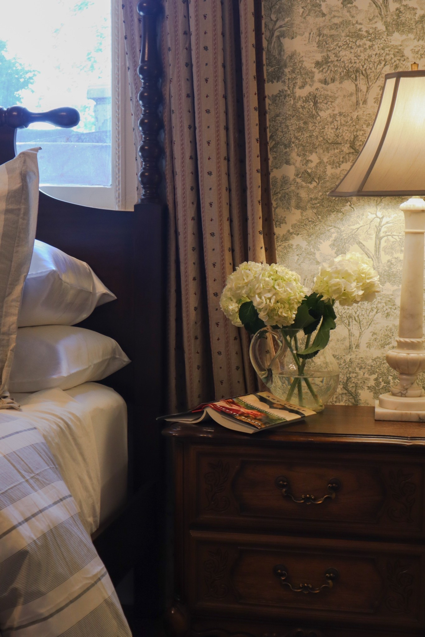 Cozy cottagecore bedroom decor

#LTKHome #LTKFindsUnder100 #LTKSaleAlert