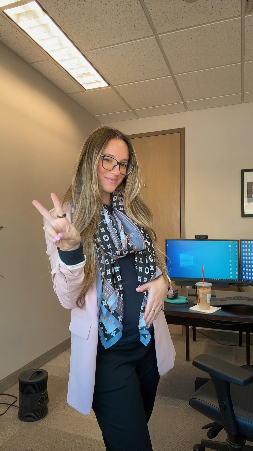 She’s a working mom🤰🏼🩷 & 22 weeks pregnant!! Time is flying🥹 Love how this pink blazer adds a fun pop of color to my corporate look

#LTKBump #LTKWorkwear #LTKFindsUnder100